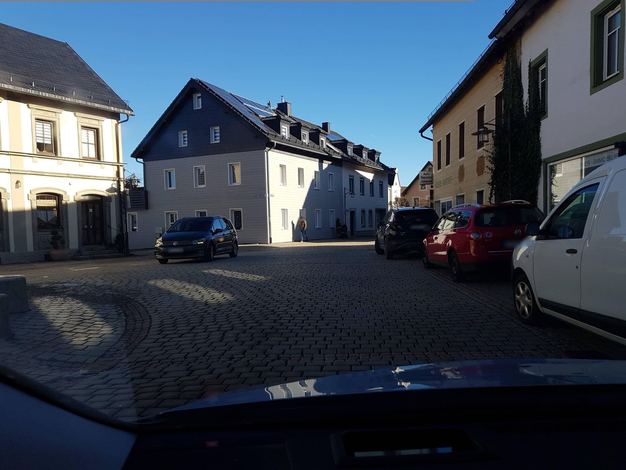 Street view near Puchtlers Deutscher Adler Gasthof & Hotel, Bischofsgrün — © BerndGo64 (CC BY-SA · Mapillary)