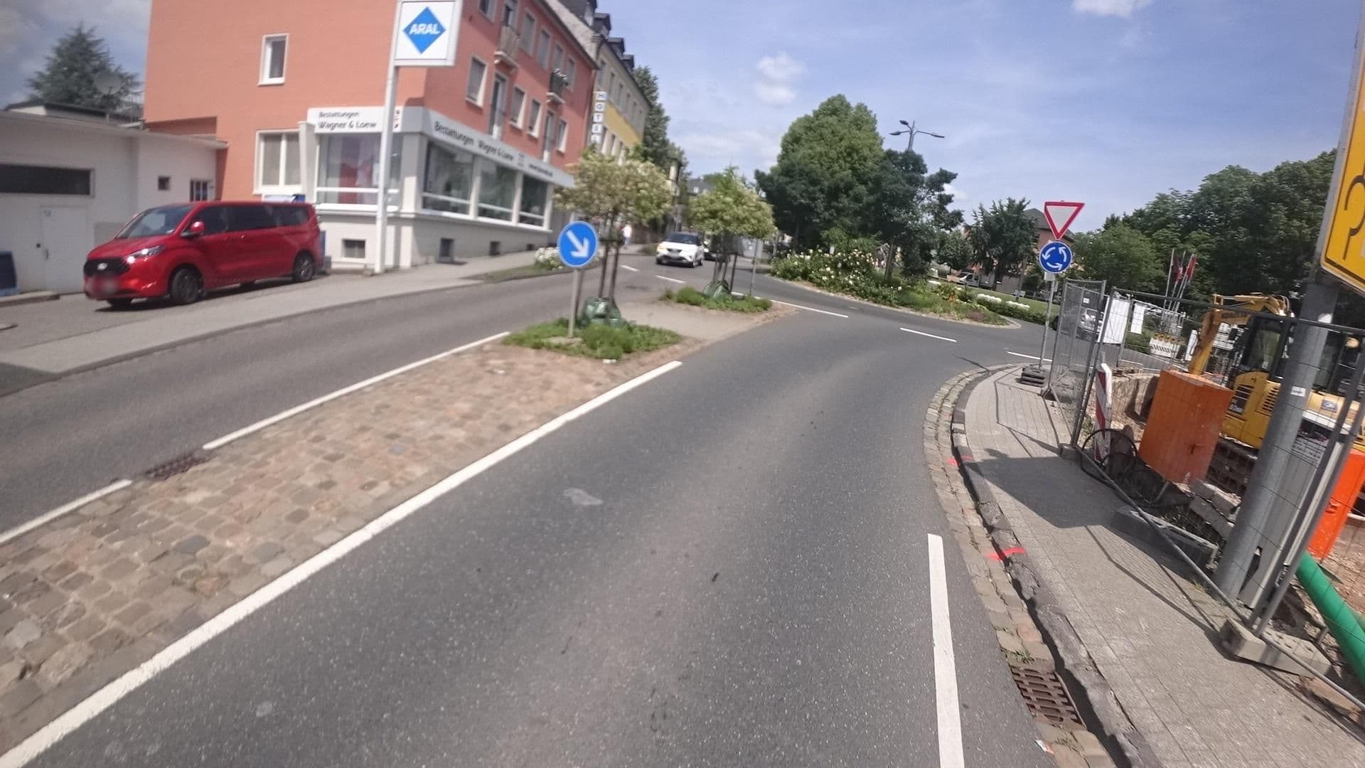 Street view near Hotel-Restaurant Leander, Bitburg — © Vosgivince (CC BY-SA · Mapillary)