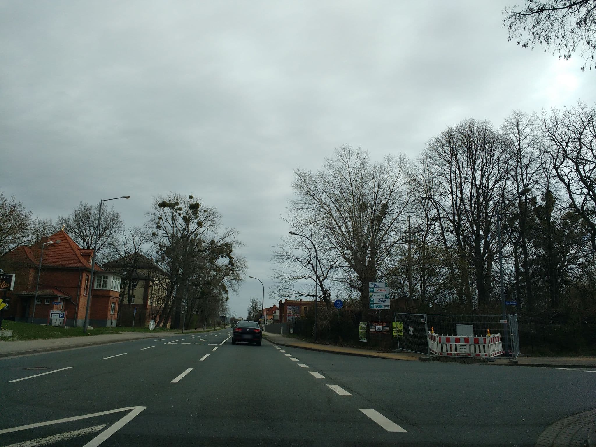 Street view near Hotel Bitterfelder Hof, Bitterfeld-Wolfen — © thetornado76 (CC BY-SA · Mapillary)