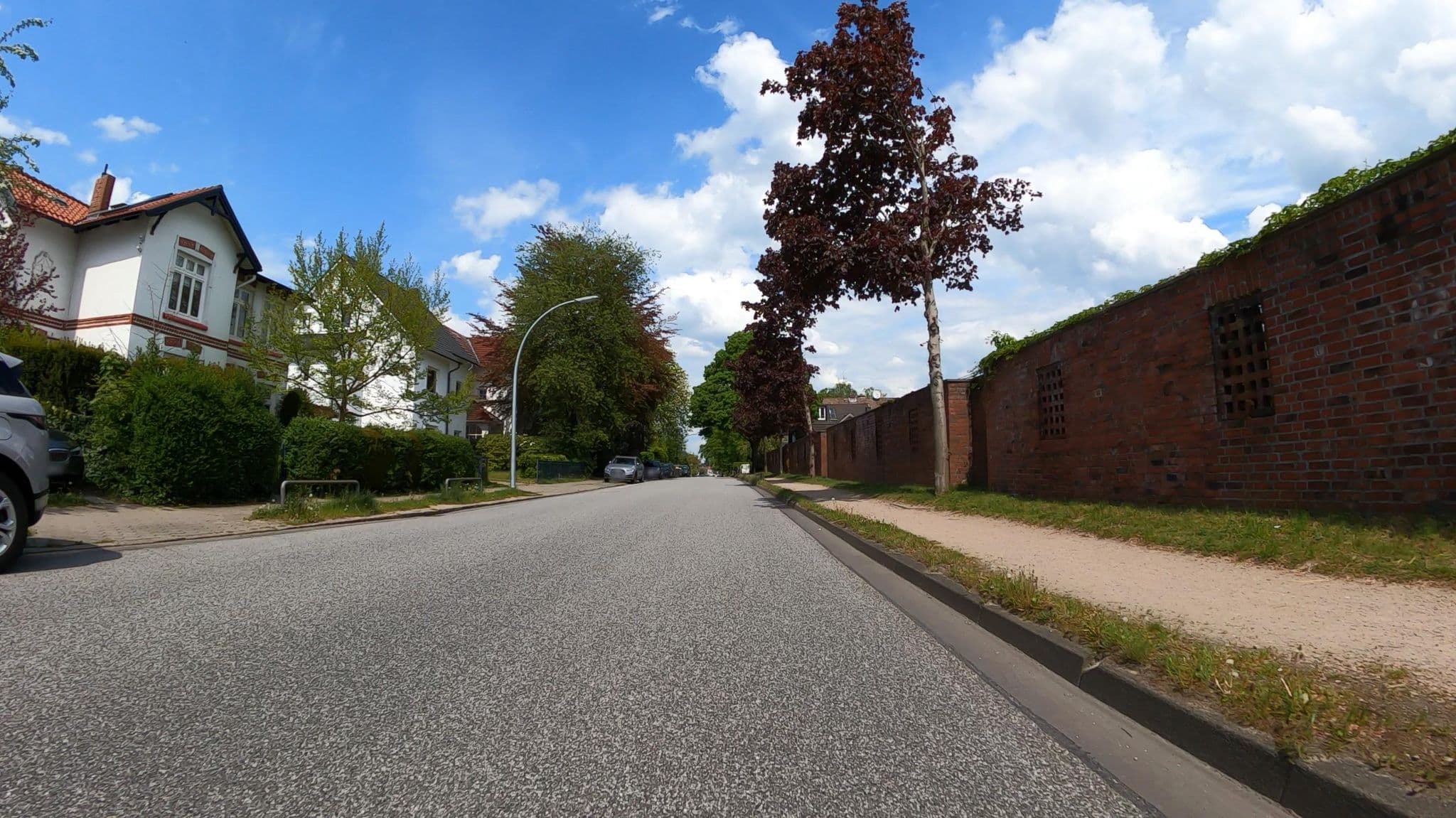 Street view near Hesse, Sülldorf — © veloroute_hamburg (CC BY-SA · Mapillary)
