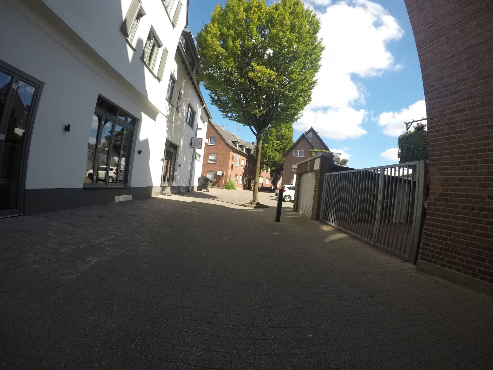 Street view near Cityhotel Riva Bocholt, Bocholt — © sirix (CC BY-SA · Mapillary)