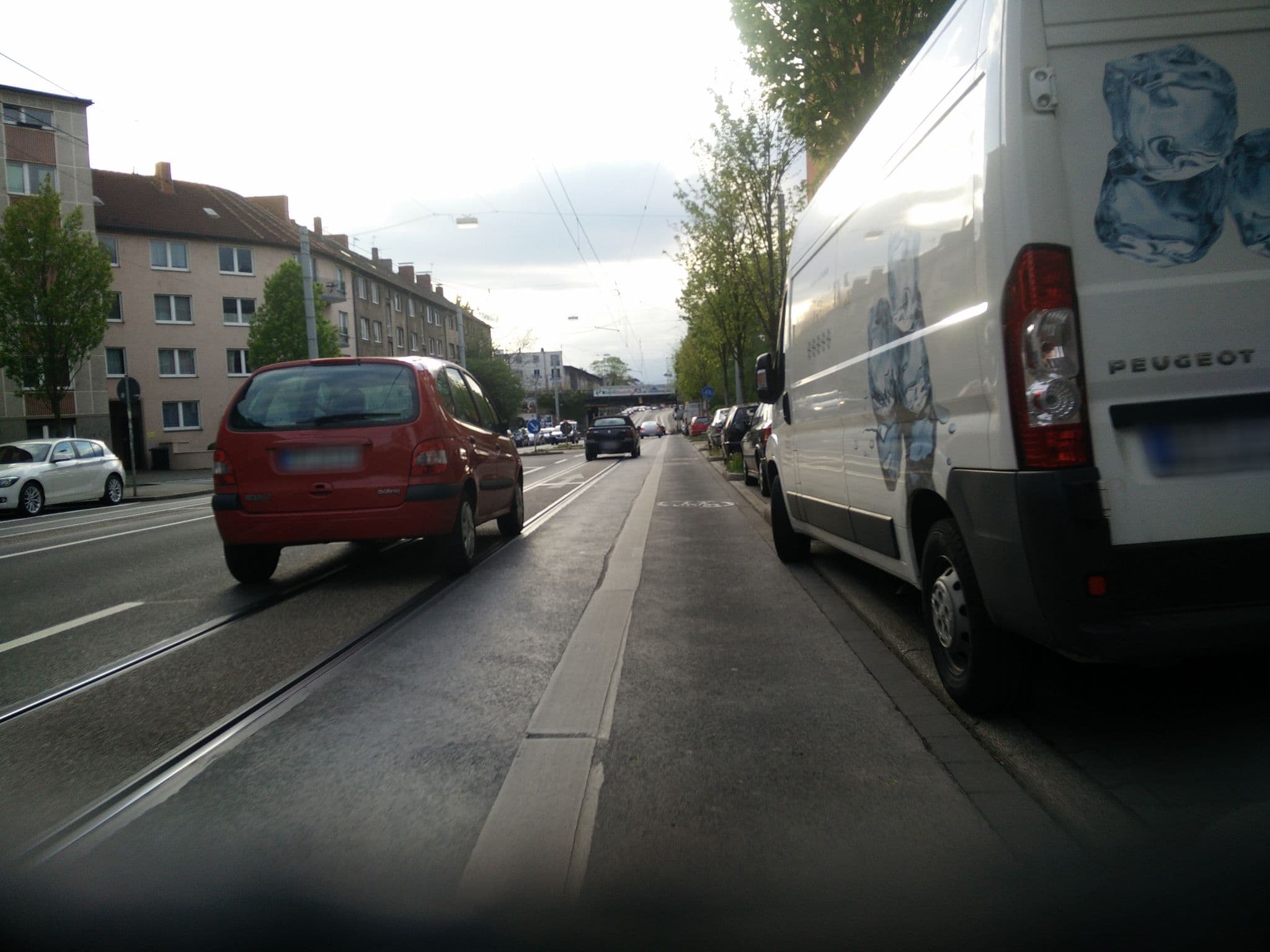 Street view near ruhrApartments: Bochum, Bochum — © t_hartung (CC BY-SA · Mapillary)