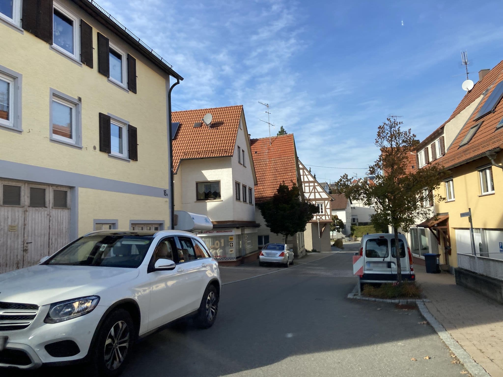 Street view near Hotel Gasthaus Hirsch, Bodelshausen — © tasmaniadevil (CC BY-SA · Mapillary)