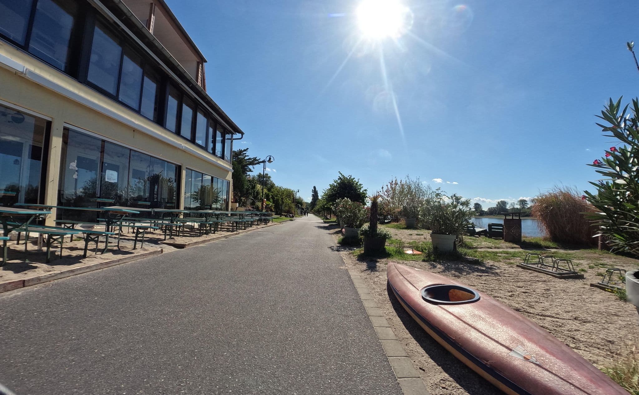 Street view near Rheingold Mondorf GmbH, Niederkassel — © countzero5 (CC BY-SA · Mapillary)