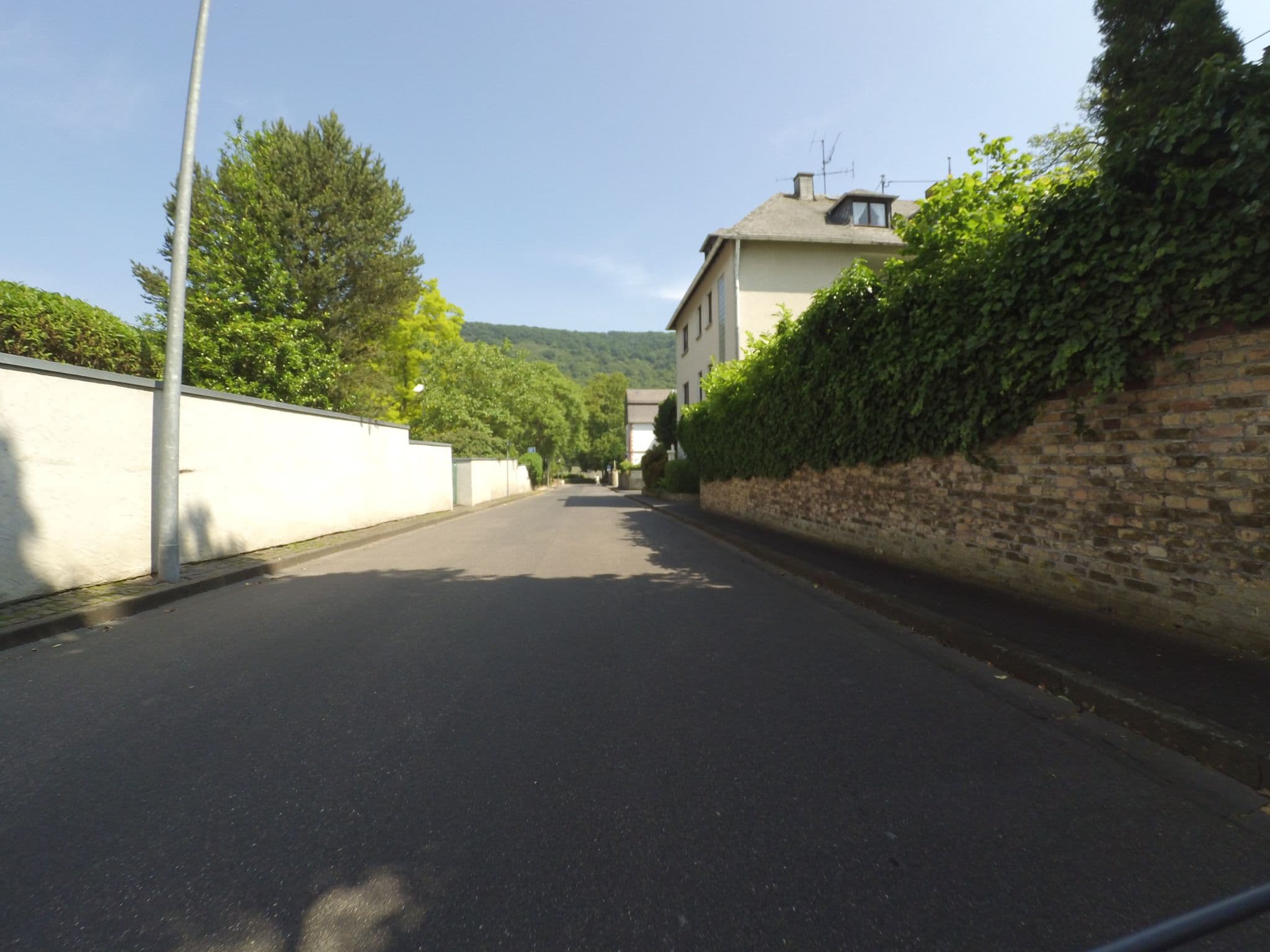 Street view near Hotel Haus Weller, Boppard — © peewee32 (CC BY-SA · Mapillary)