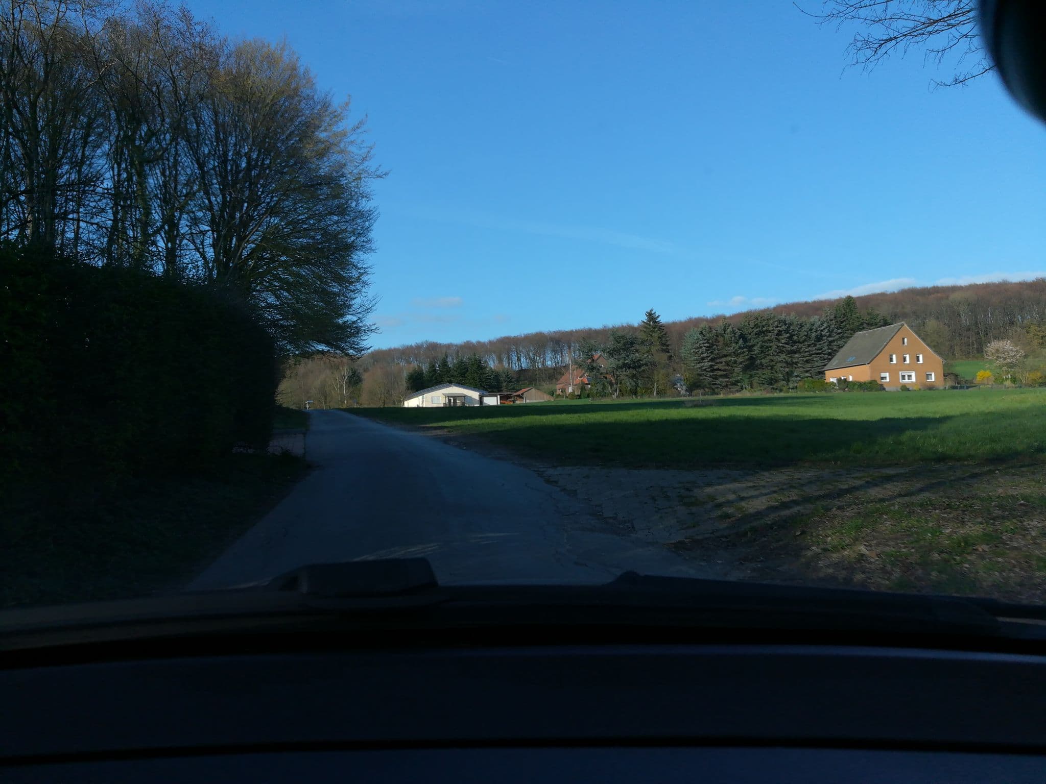 Street view near Gästehaus Alte Liebe, Borgholzhausen — © thorstenh (CC BY-SA · Mapillary)
