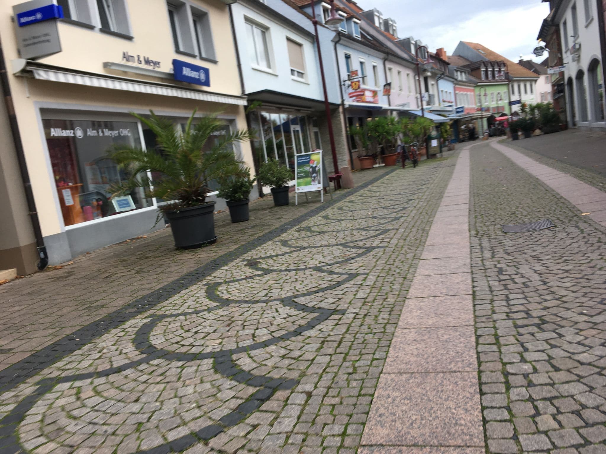 Street view near Hotel und Weinstube Schlüssel, Breisach am Rhein — © changchun1 (CC BY-SA · Mapillary)