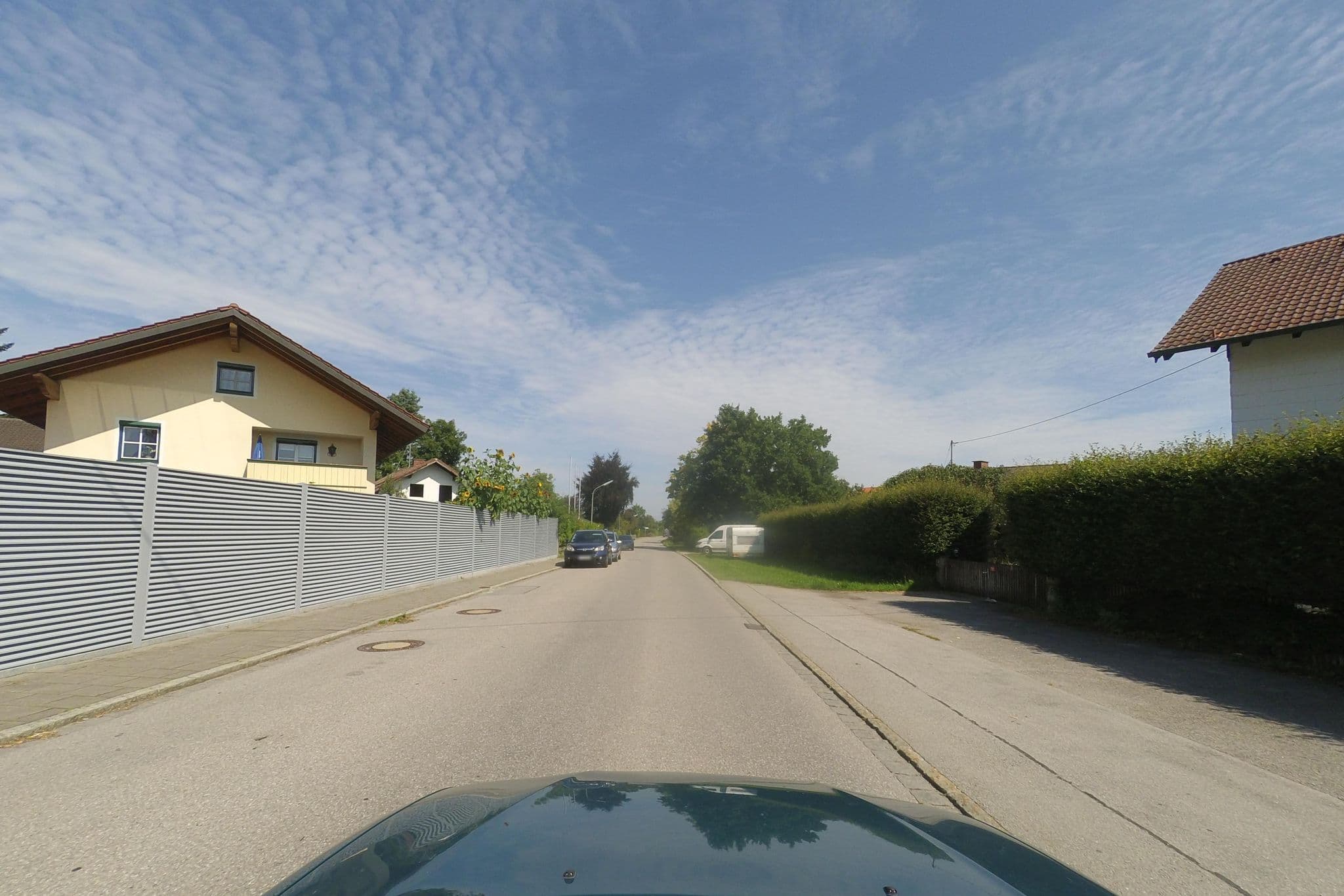 Street view near Gästehaus Guggenberger - Hotel Ottobrunn & München, Höhenkirchen-Siegertsbrunn — © wegatest (CC BY-SA · Mapillary)