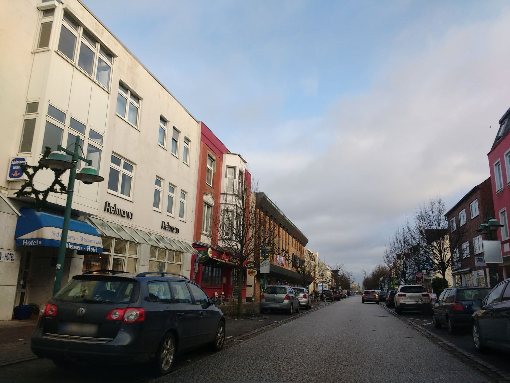Street view near Schleusenhotel GmbH, Brunsbüttel — © thetornado76 (CC BY-SA · Mapillary)