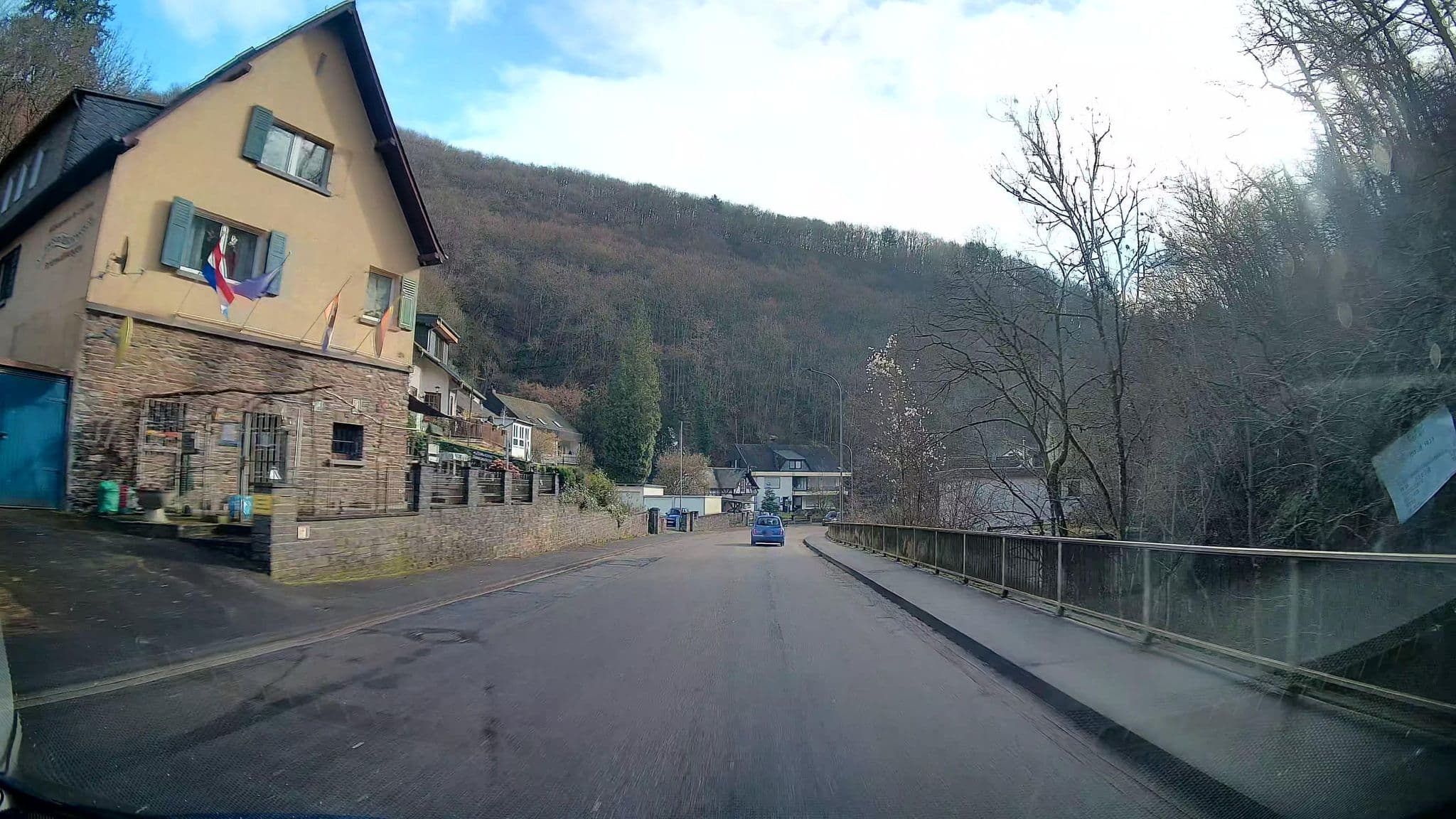 Street view near Haus am Dekernbach Ferienwohnungen, Cochem — © kalcaaro (CC BY-SA · Mapillary)