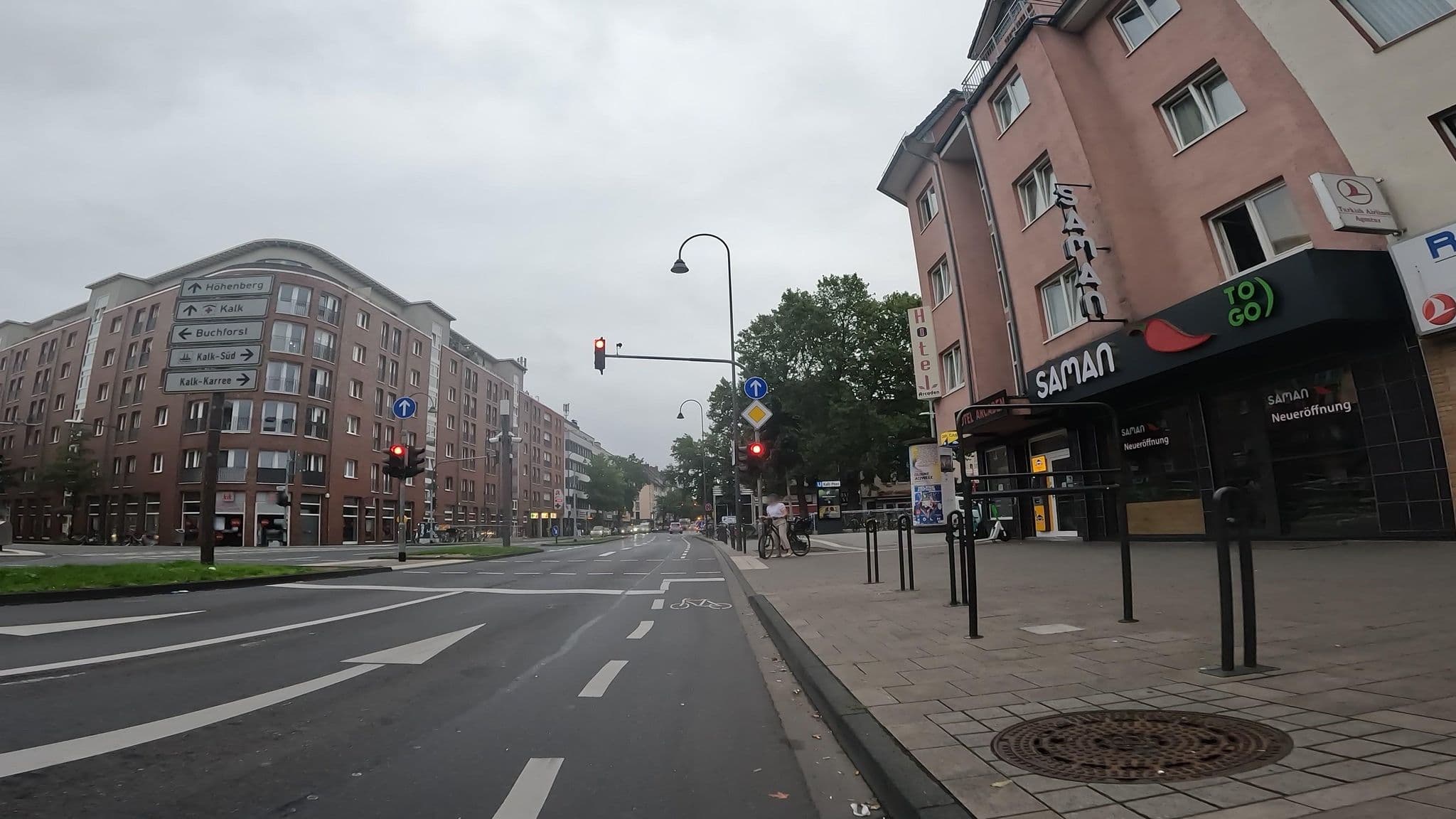 Street view near Hotel Arcaden, Kalk — © marccologne (CC BY-SA · Mapillary)
