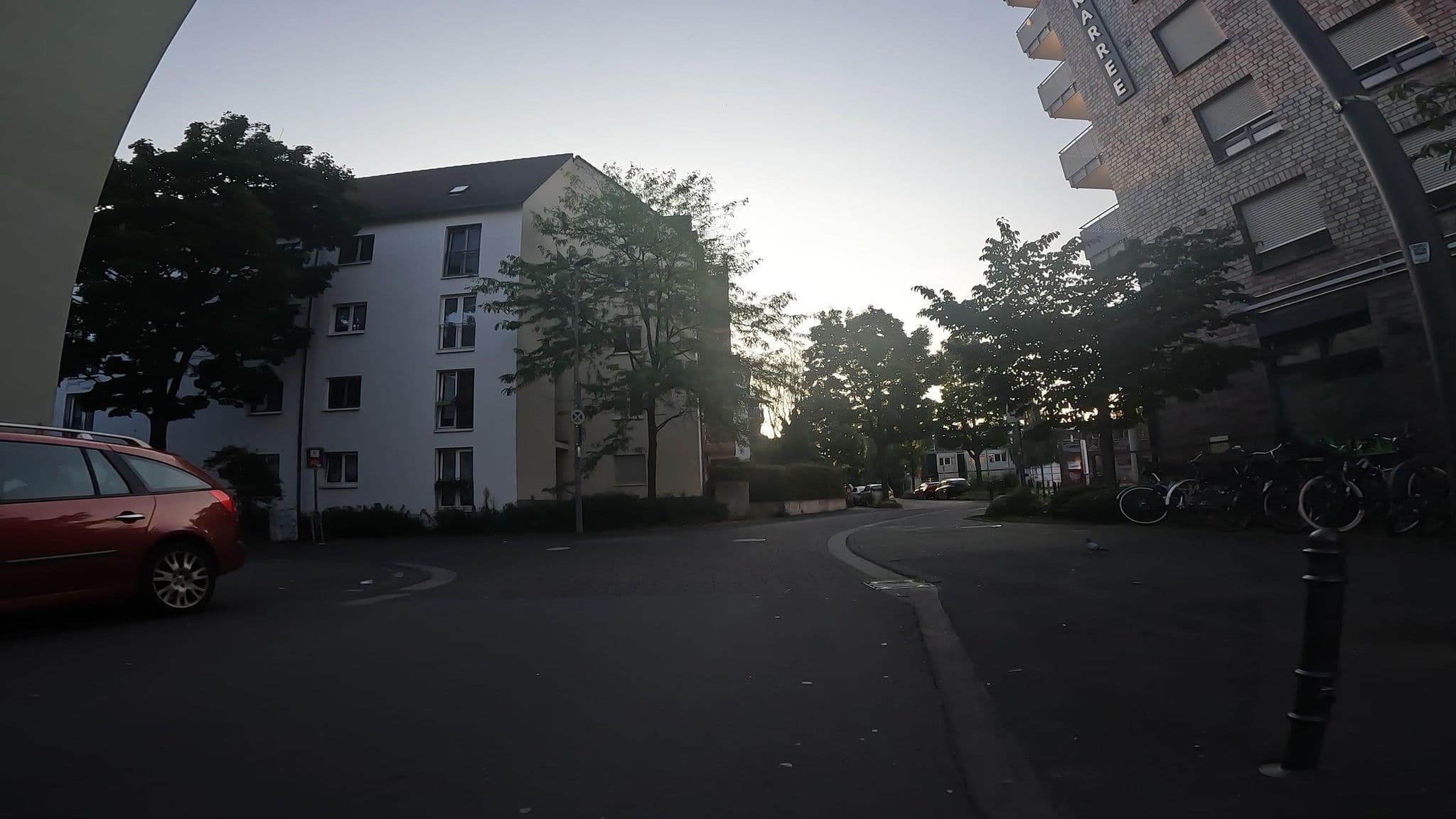 Street view near M-MKing Hotel, Kalk — © marccologne (CC BY-SA · Mapillary)