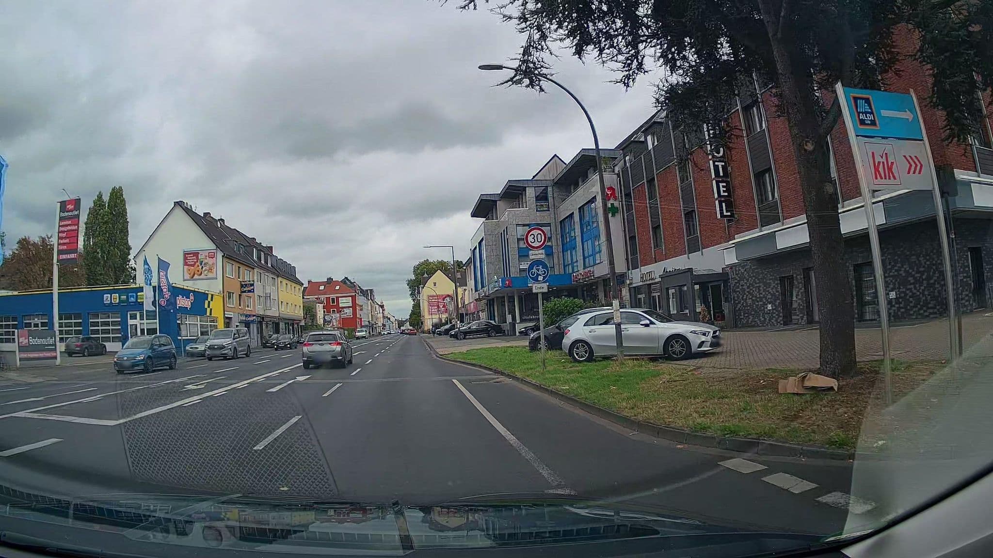 Street view near Hotel kioln, Buchheim — © StefanS79 (CC BY-SA · Mapillary)