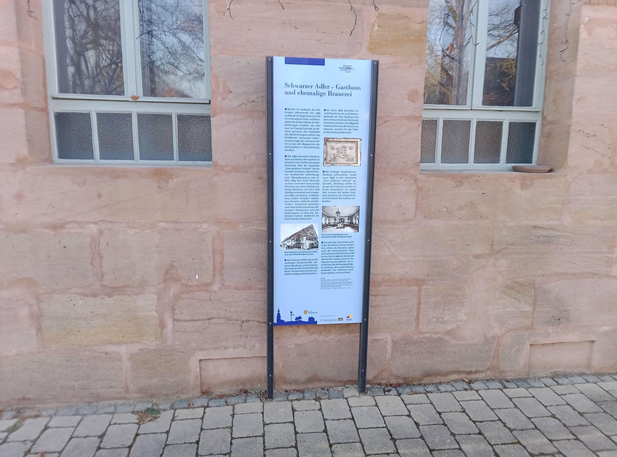 Street view near Hotel 3 Sterne Superior & Restaurant Schwarzer Adler, Uttenreuth — © qgeb (CC BY-SA · Mapillary)