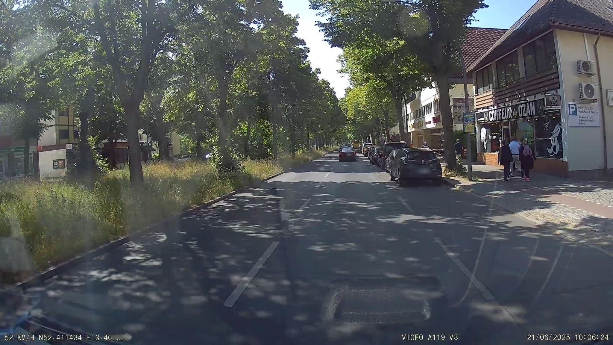 Street view near Apart Hotel Obergfell, Lichtenrade — © alexander2010 (CC BY-SA · Mapillary)