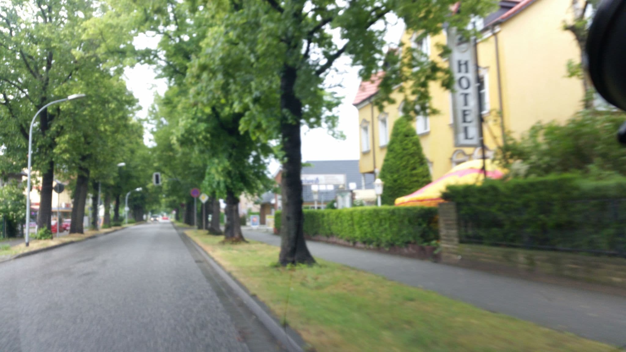 Street view near Hotel Belger, Lichtenrade — © alexander2010 (CC BY-SA · Mapillary)