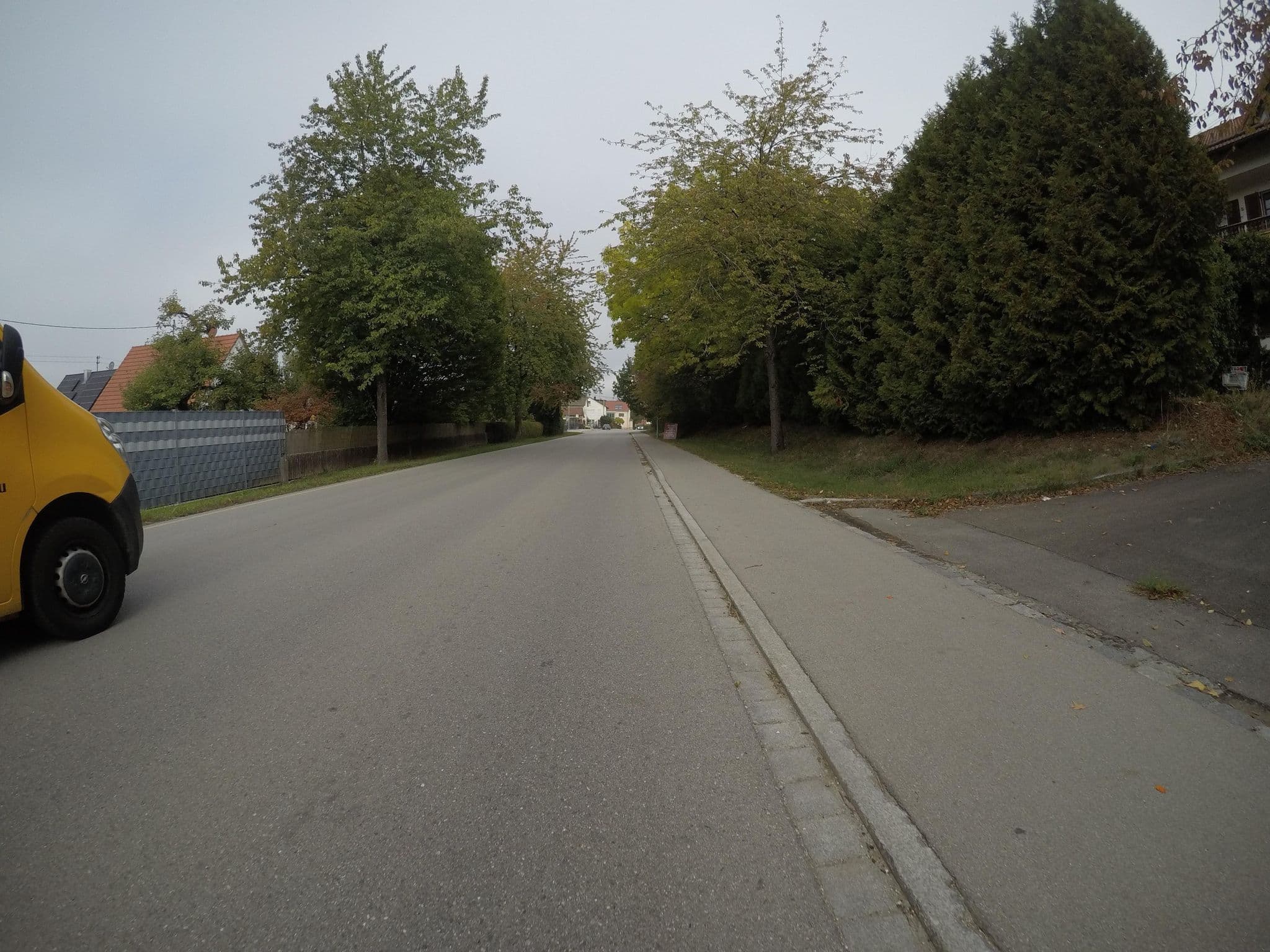Street view near Ehemaliges Clubhotel, Burtenbach — © mfa (CC BY-SA · Mapillary)
