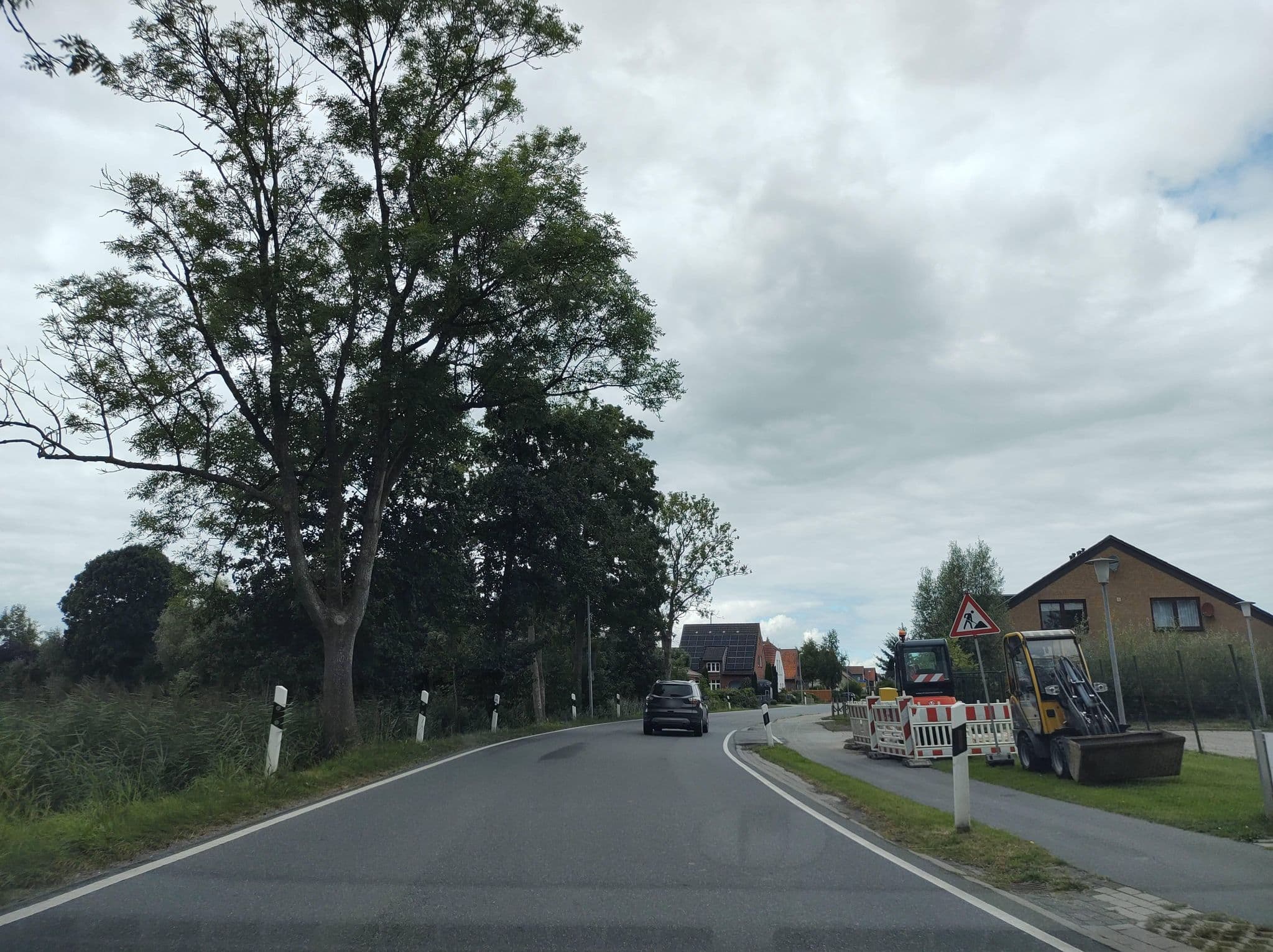Street view near Wattkante Burhave Gästehaus I B&B I Seminare, Butjadingen — © thetornado76 (CC BY-SA · Mapillary)