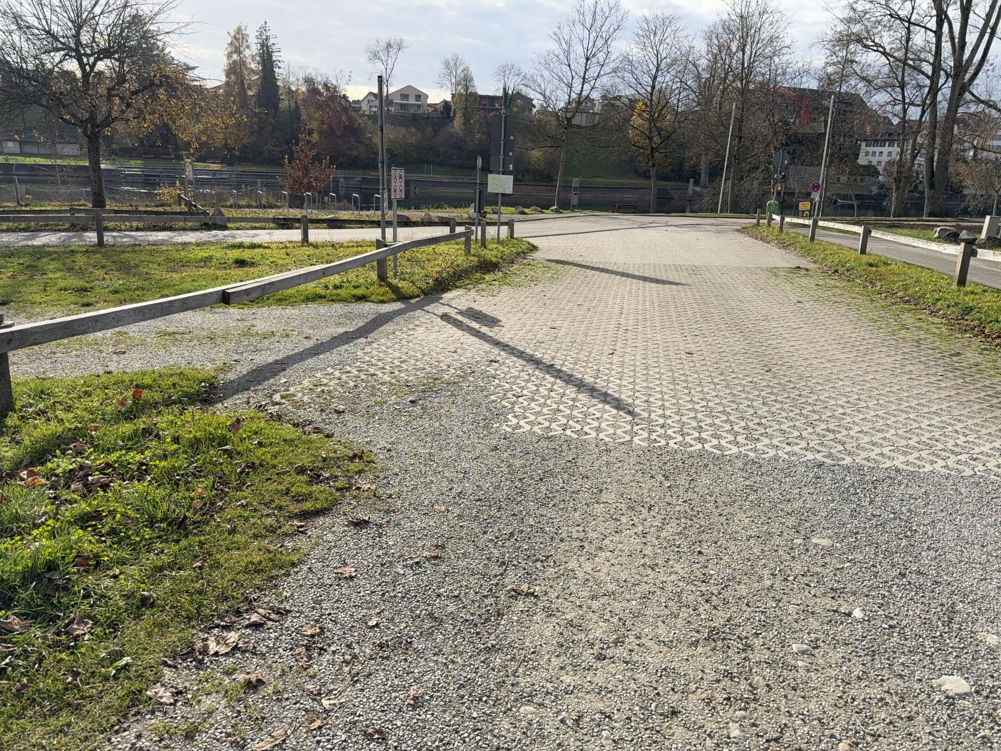Street view near Wohnmobilstellplatz am Strandbad, Ramsen — © stefanhrt (CC BY-SA · Mapillary)