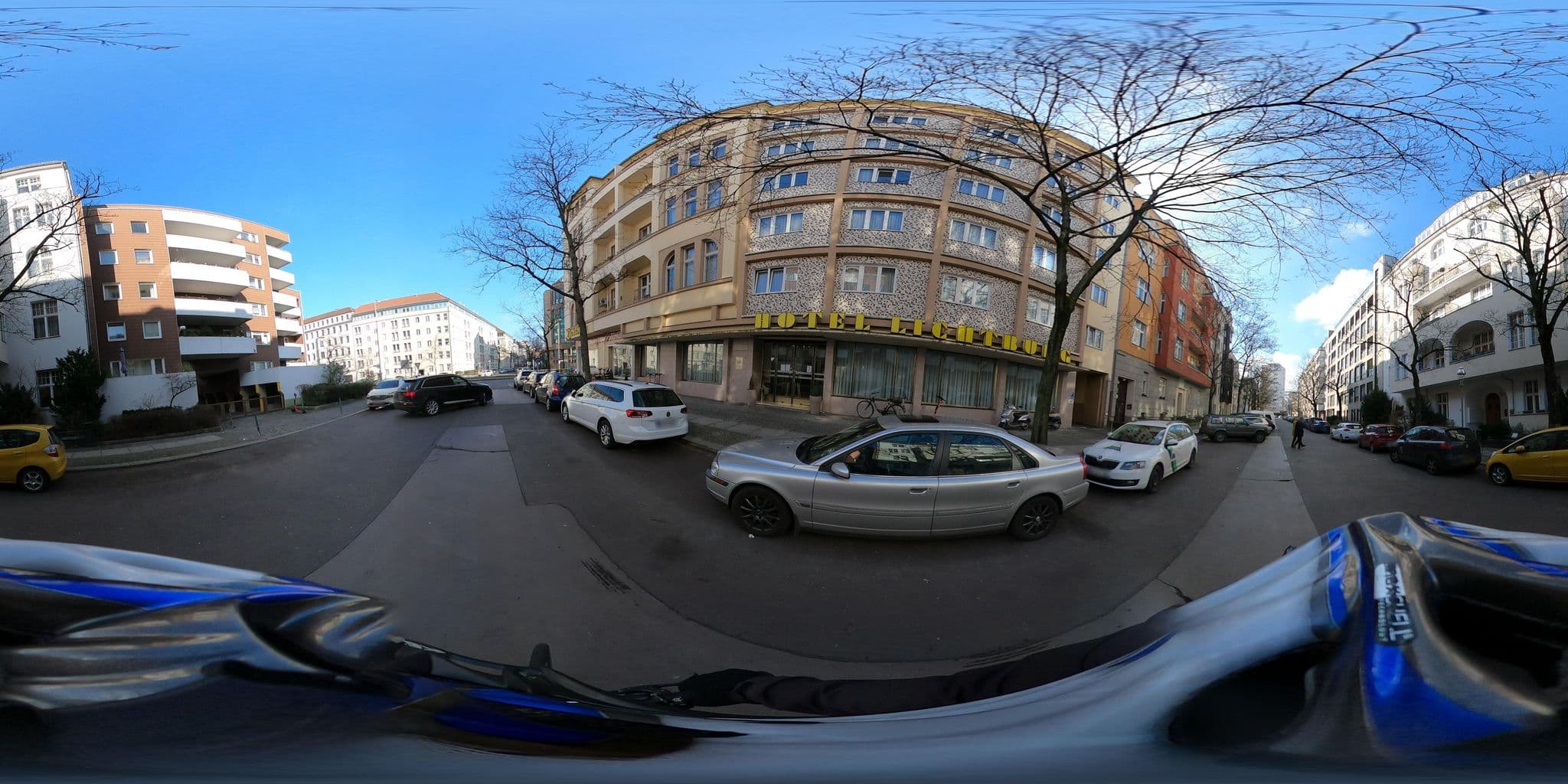 Street view near Garner Hotel Berlin - Ku'Damm by IHG, Halensee — © eserte (CC BY-SA · Mapillary)