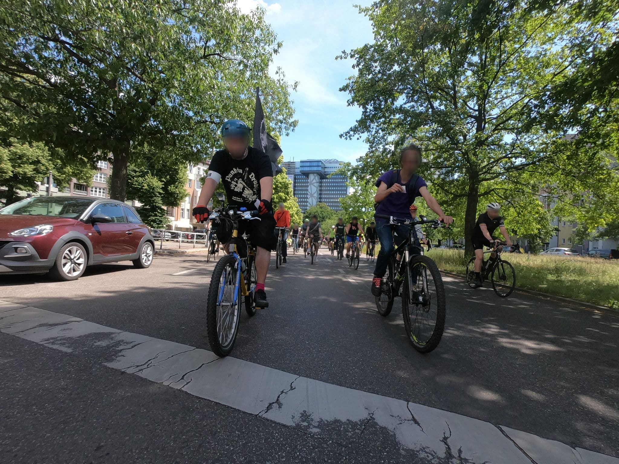 Street view near Safestay, Schöneberg — © carlheinz (CC BY-SA · Mapillary)