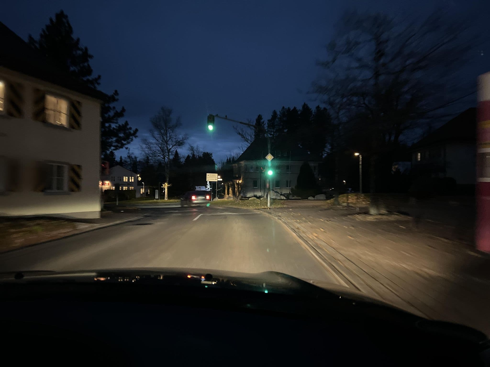 Street view near Sonne Neutrauchburg, Isny — © ltrebing (CC BY-SA · Mapillary)