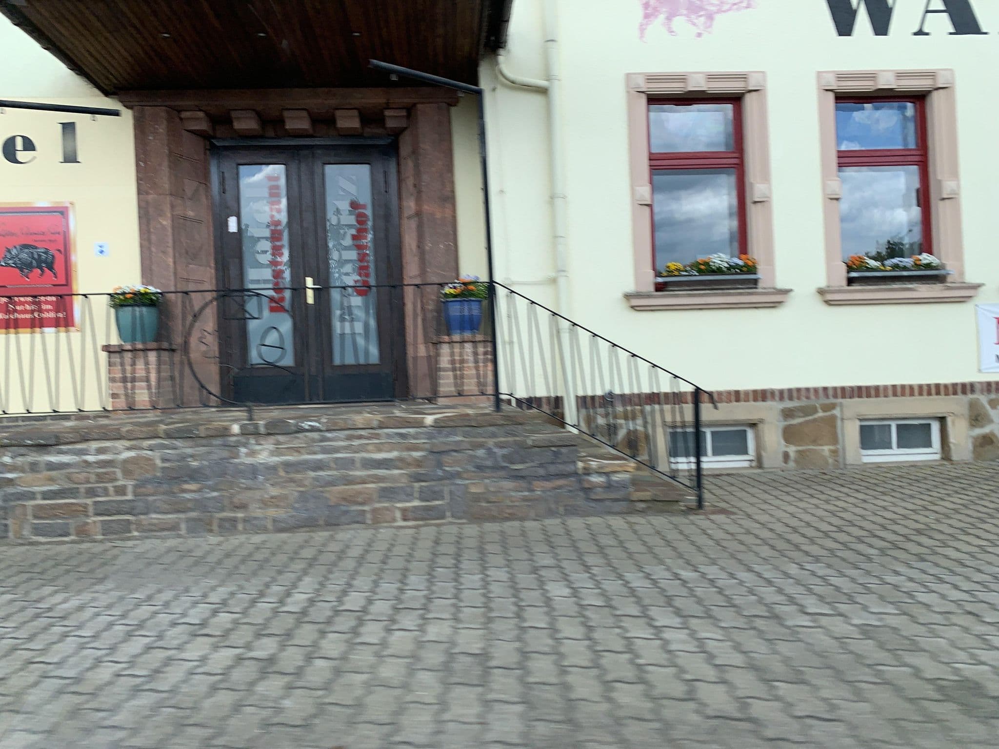 Street view near Waldhaus - Norbert Brandt, Colditz — © AR88 (CC BY-SA · Mapillary)