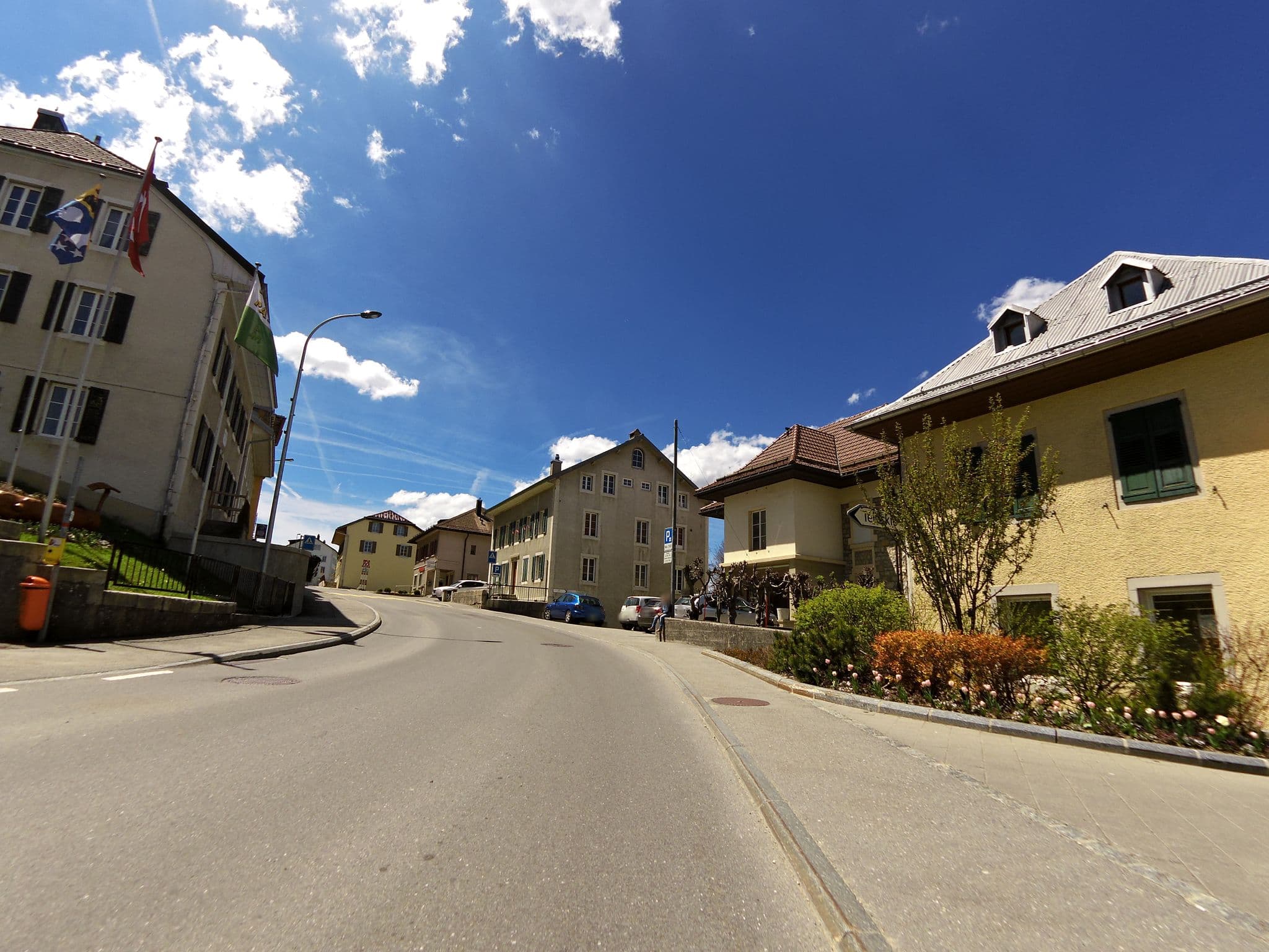Street view near Hôtel de la Lande, Le Chenit — © likesopenstreetmap (CC BY-SA · Mapillary)