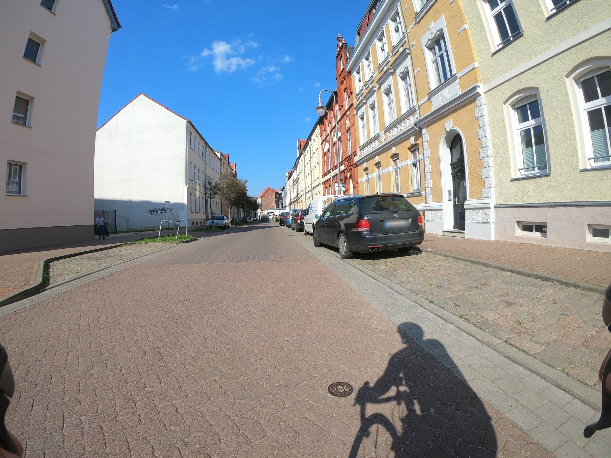 Street view near Stadtvilla Dessau, Dessau — © tobiaso (CC BY-SA · Mapillary)