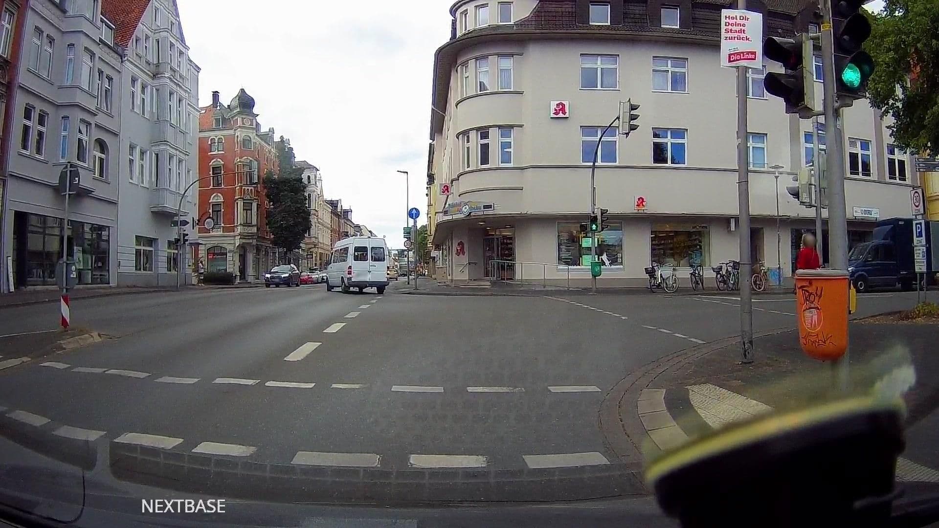 Street view near Elisabeth Hotel garni, Detmold — © derlipper (CC BY-SA · Mapillary)