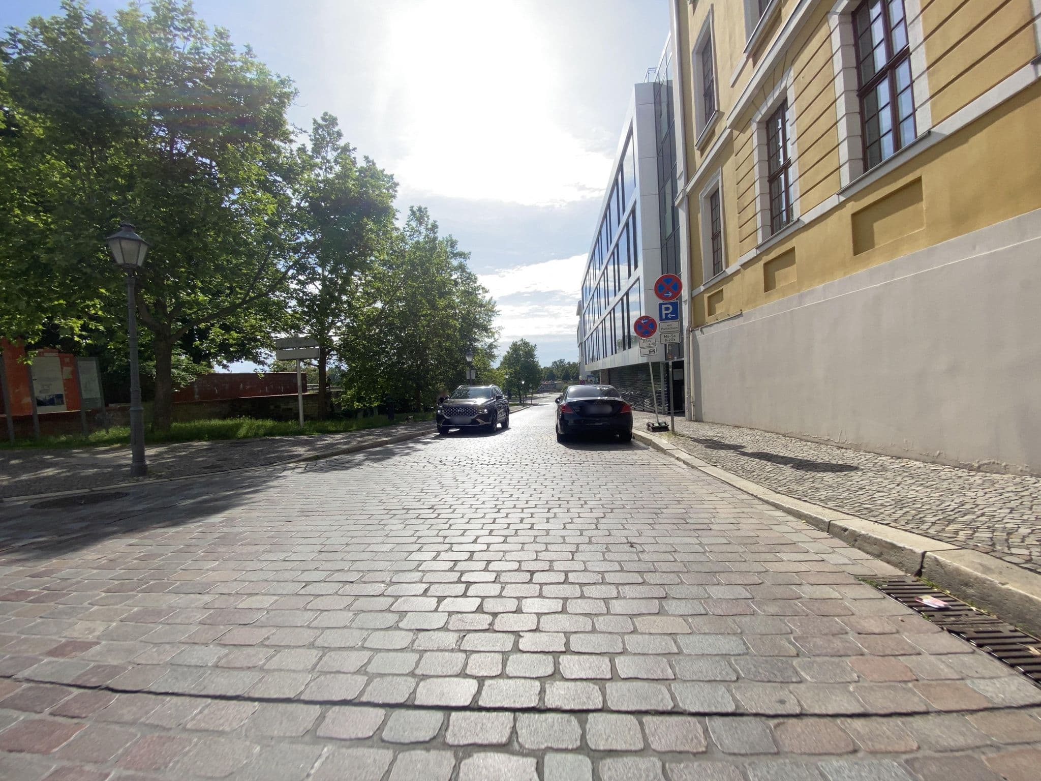 Street view near Hotel Motel One Magdeburg, Magdeburg — © eserte (CC BY-SA · Mapillary)