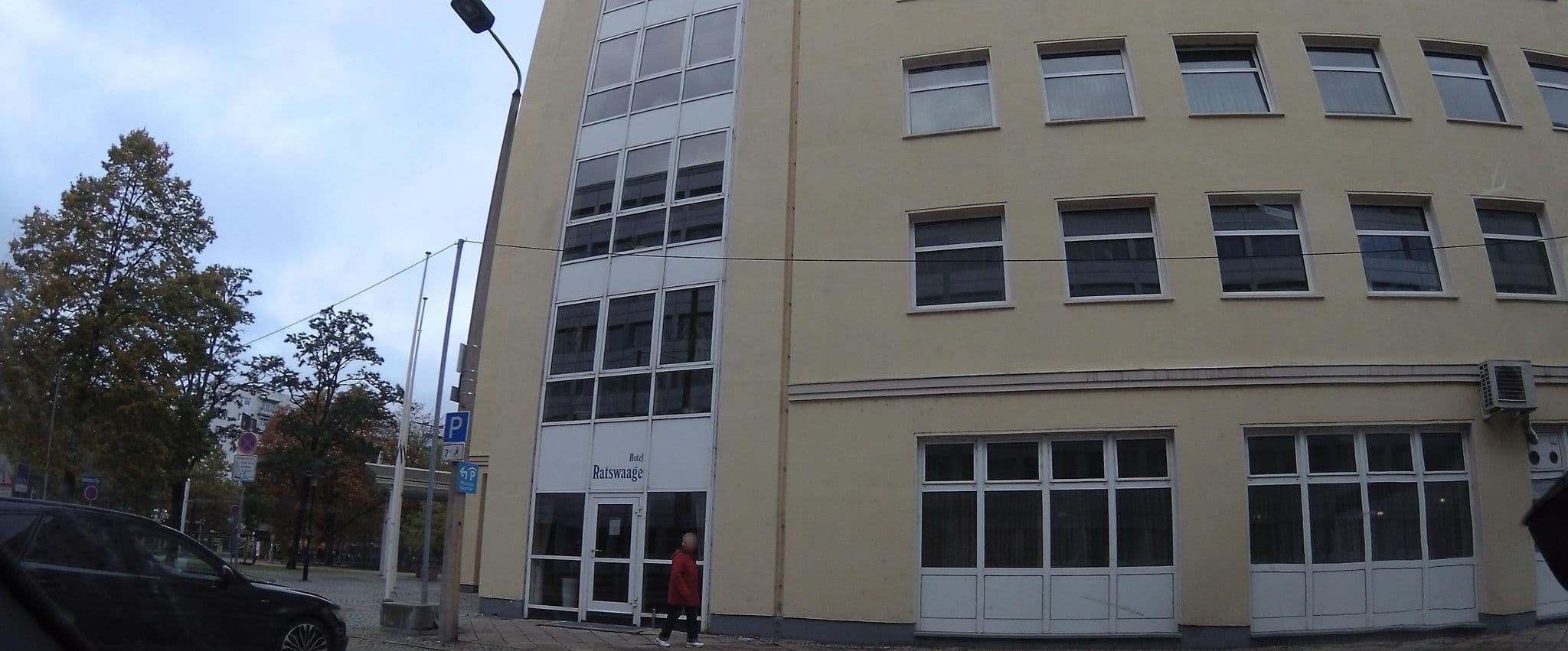 Street view near Ratswaage Hotel Magdeburg, Magdeburg — © teddy73 (CC BY-SA · Mapillary)