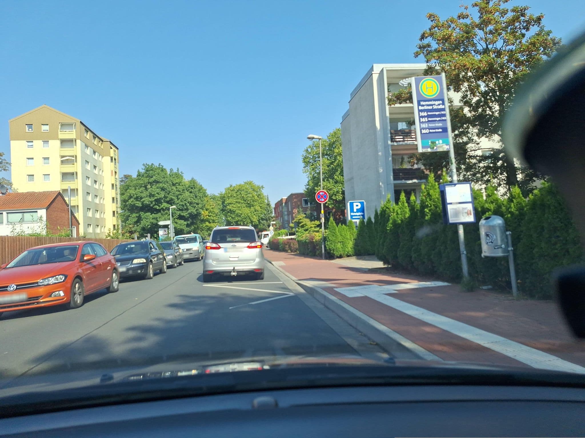 Street view near Hotel Hemmingen-Westerfeld, Hemmingen — © Langfahrer (CC BY-SA · Mapillary)
