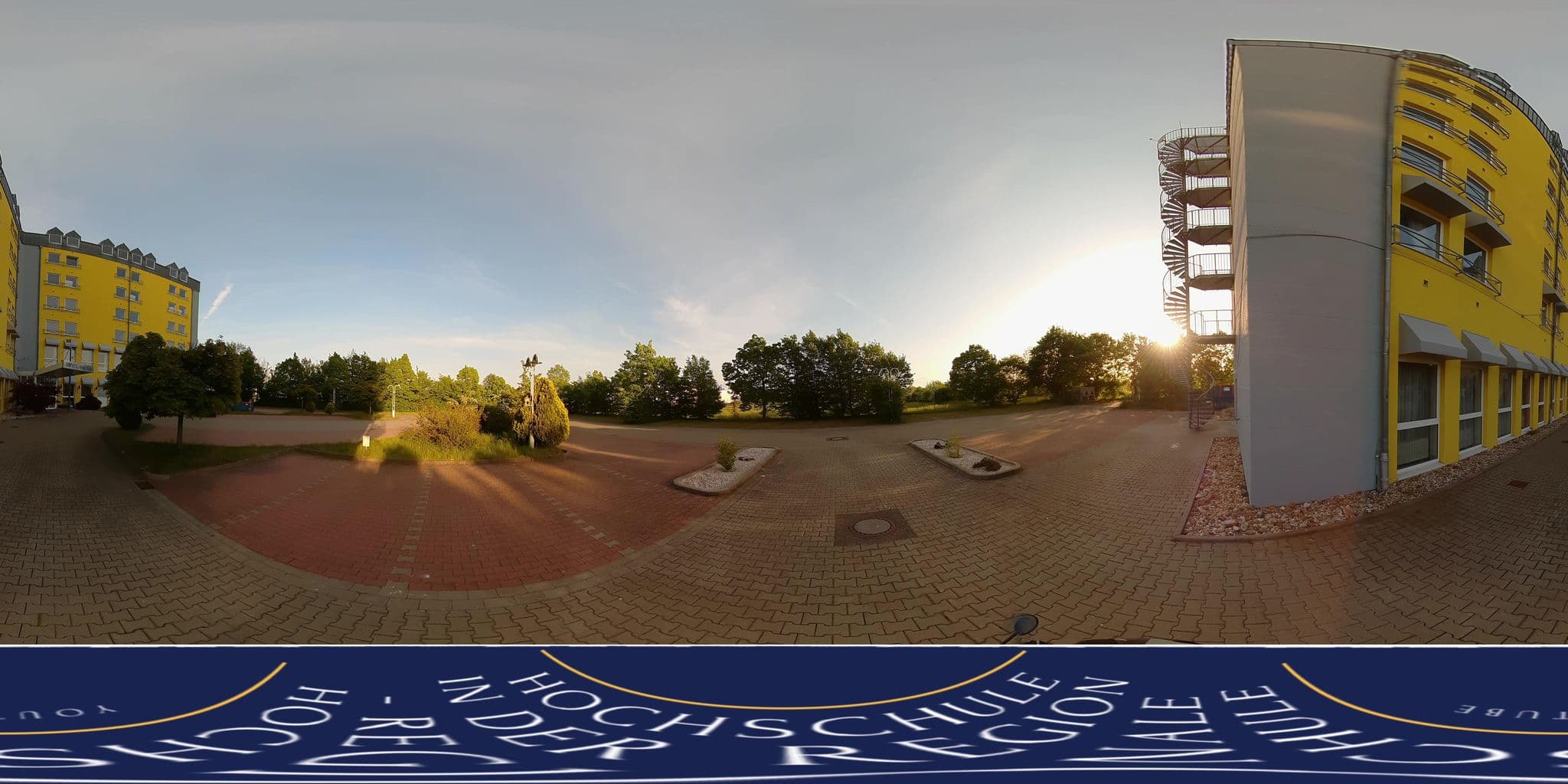 Street view near GOOD MORNING+ HALLE LEIPZIG, Dölbau — © MarcAurel2 (CC BY-SA · Mapillary)