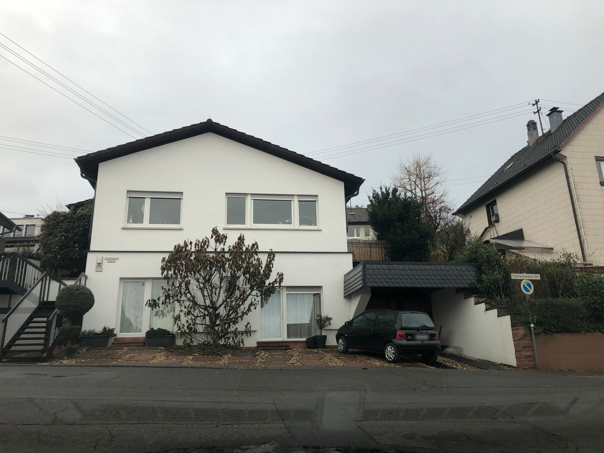 Street view near Gästehaus Kerle - Nicole Kerle, Dossenheim — © knistertoni (CC BY-SA · Mapillary)