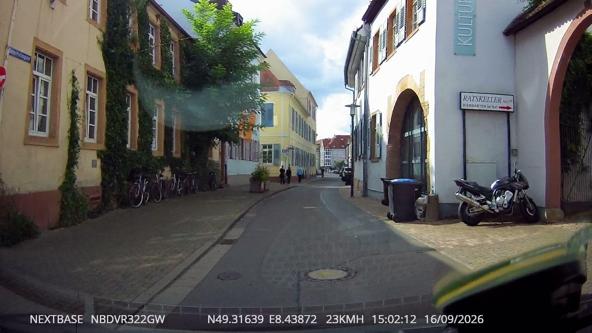 Street view near Trutzpfaff - Hotel Garni mit Frühstück, Speyer — © derlipper (CC BY-SA · Mapillary)