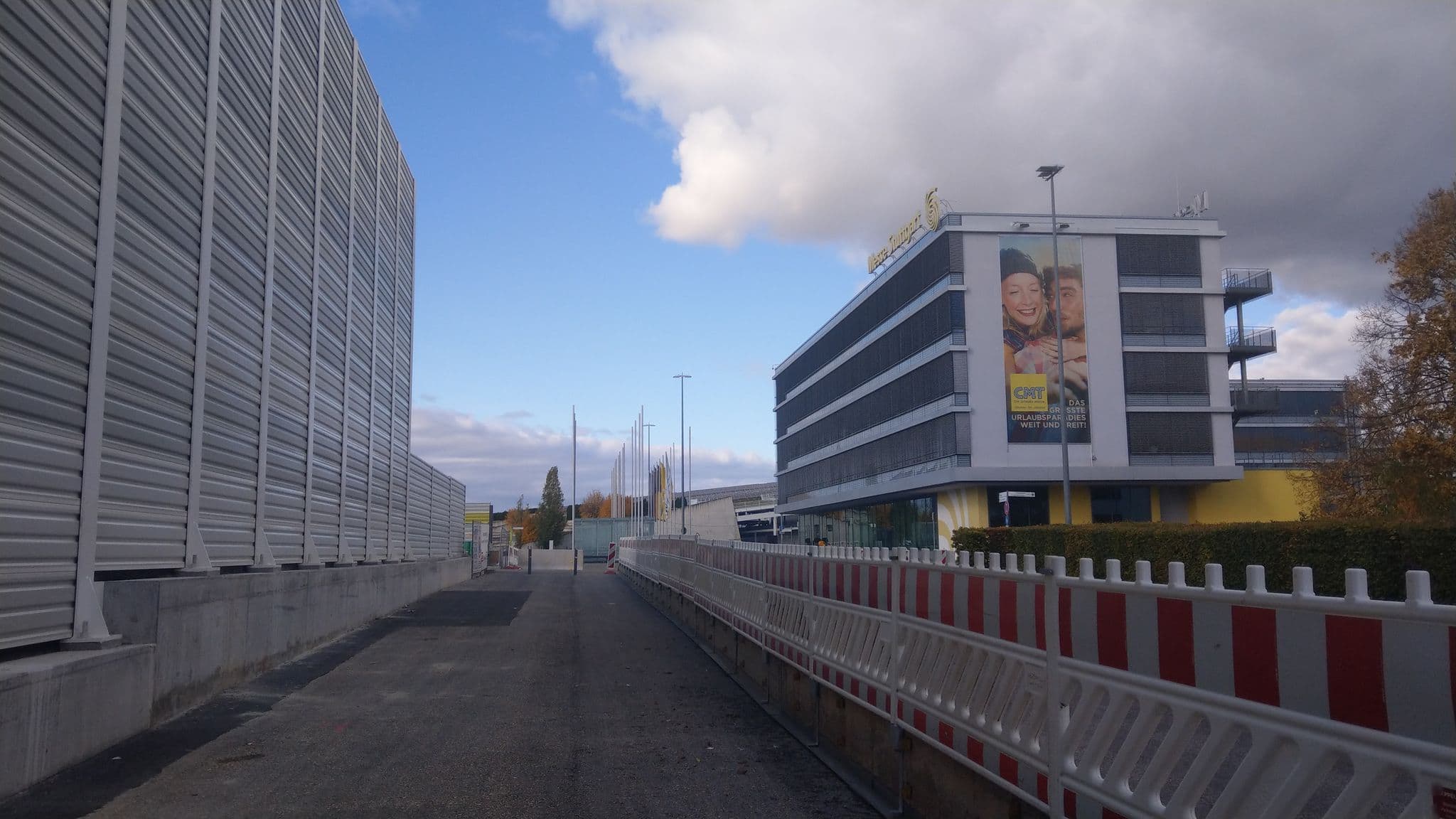 Street view near Wyndham Stuttgart Flughafen/Messe, Leinfelden-Echterdingen — © 5rmft (CC BY-SA · Mapillary)