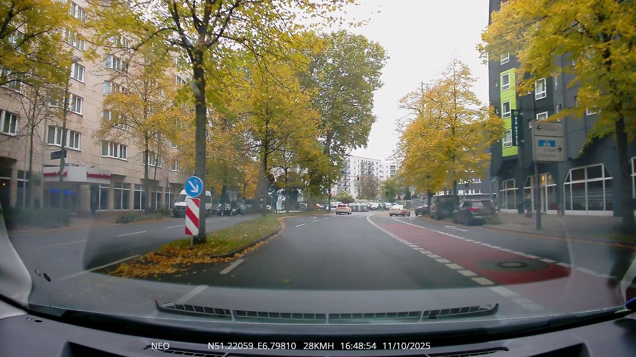 Street view near Leonardo Hotel Düsseldorf City Center, Düsseldorf — © TechniPorter (CC BY-SA · Mapillary)