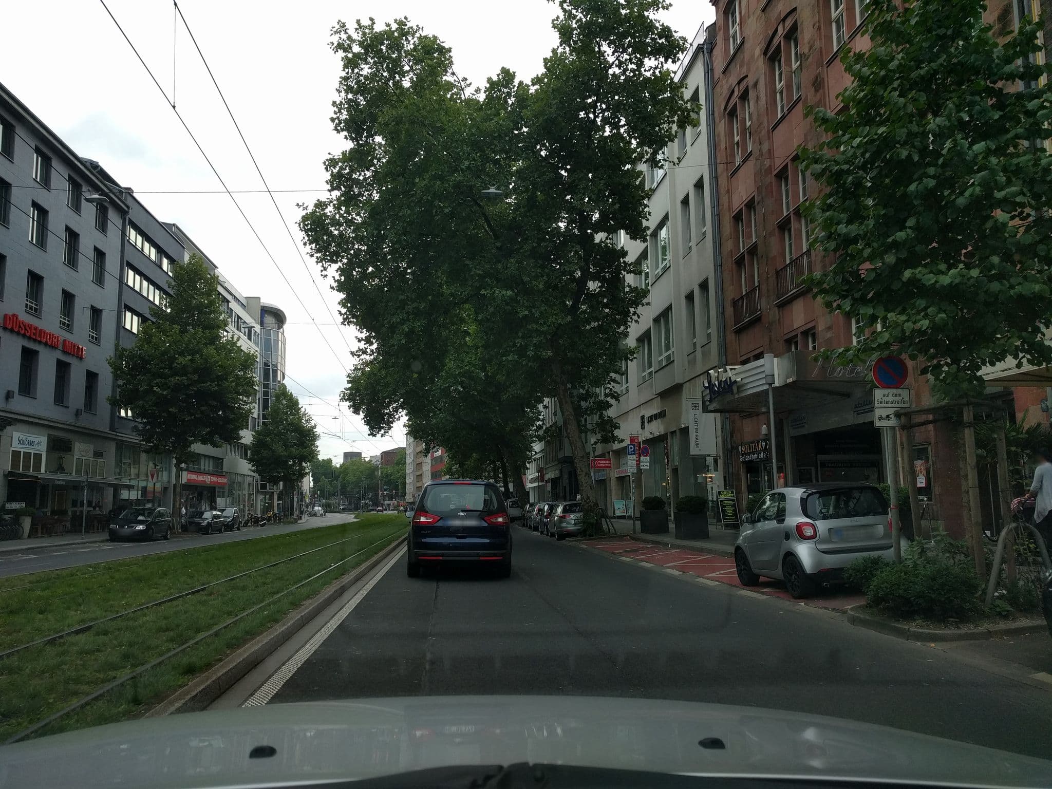 Street view near Hotel Stage47, Düsseldorf — © miler (CC BY-SA · Mapillary)