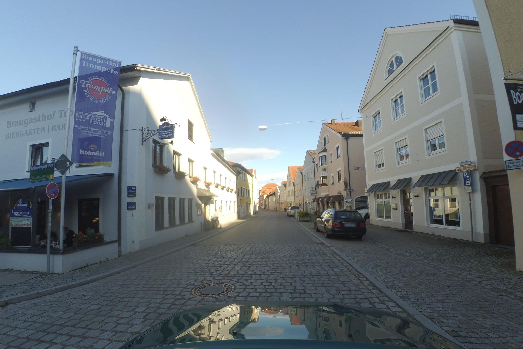 Street view near Hotel Garni Fuchs, Eichstätt — © wegatest (CC BY-SA · Mapillary)