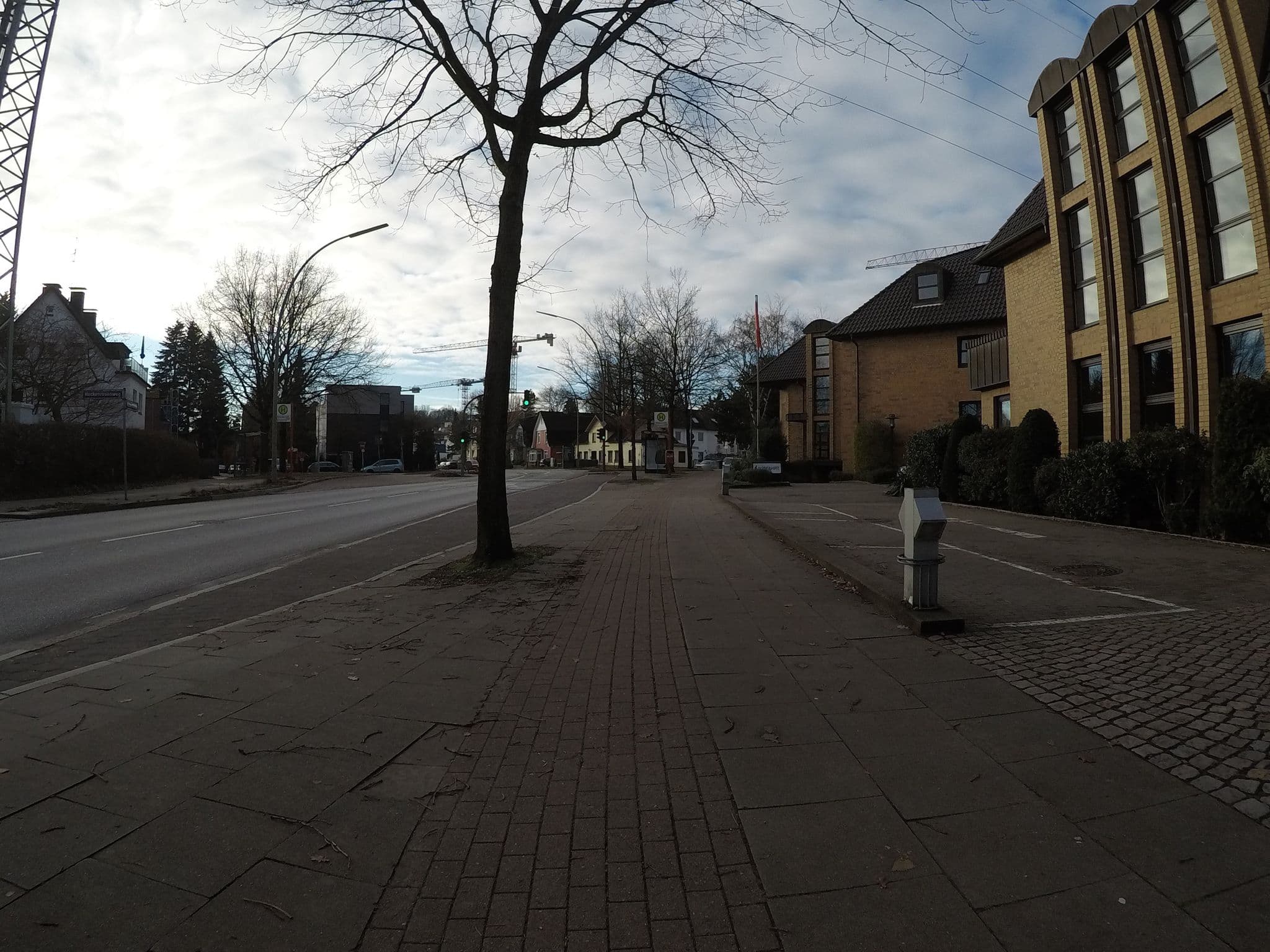 Street view near Hotel Engel Hamburg, Niendorf — © veloroute_hamburg (CC BY-SA · Mapillary)