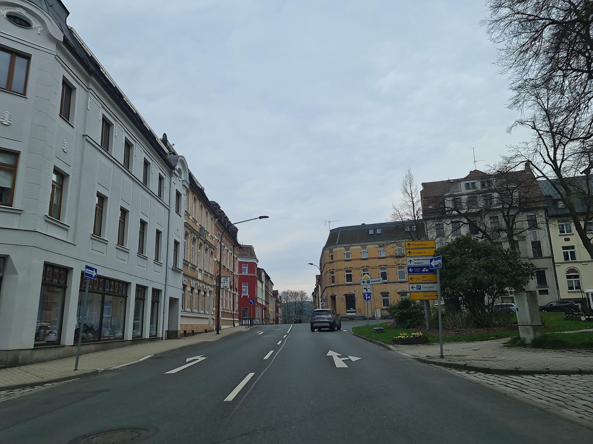 Street view near Hotel-Restaurant Jägerhalle, Falkenstein — © canislupus (CC BY-SA · Mapillary)
