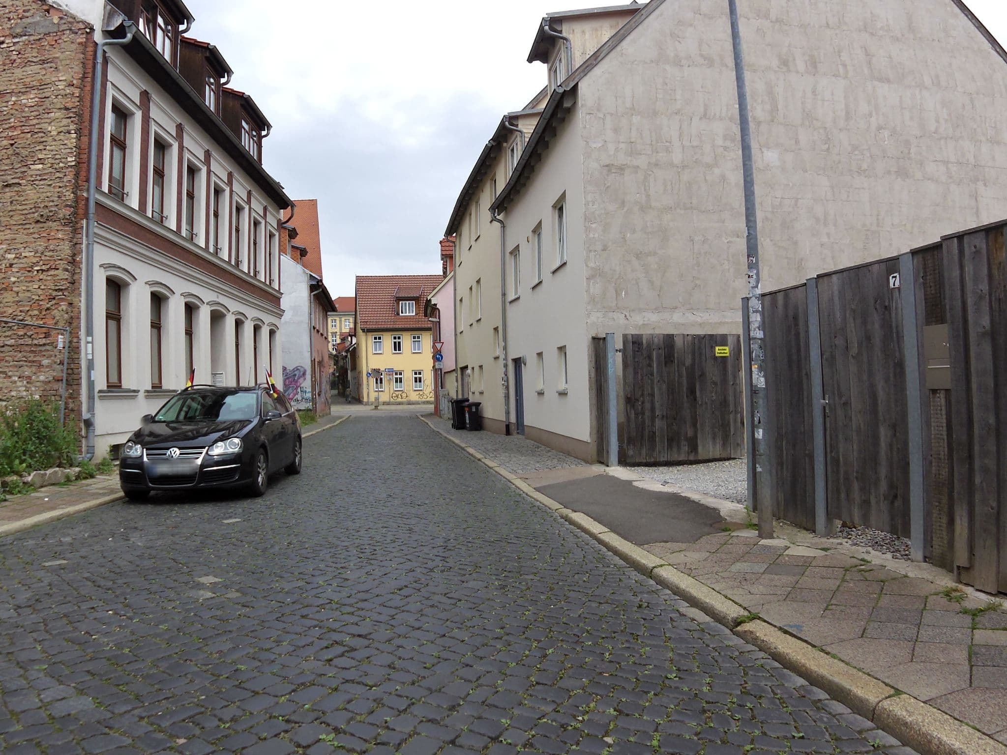 Street view near Gästehaus in der Gotthardtstraße, Erfurt — © zoegglmeyr (CC BY-SA · Mapillary)