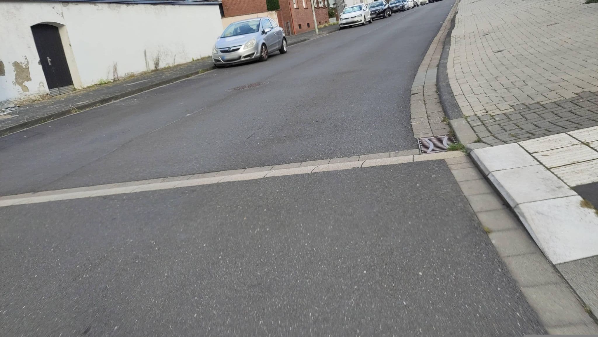 Street view near Hotel-Restaurant Mykonos, Eschweiler — © thmunichways (CC BY-SA · Mapillary)