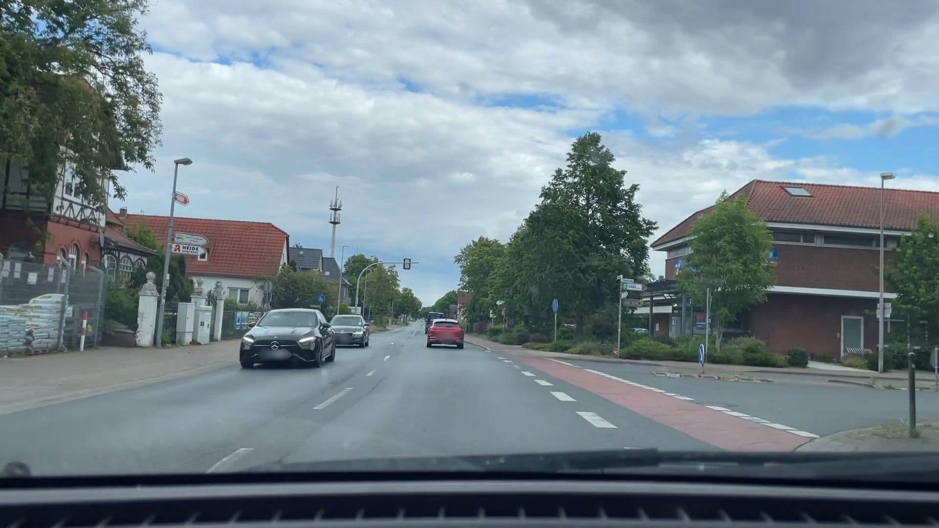 Street view near Hotel Bertram, Schwarmstedt — © hotteliene (CC BY-SA · Mapillary)