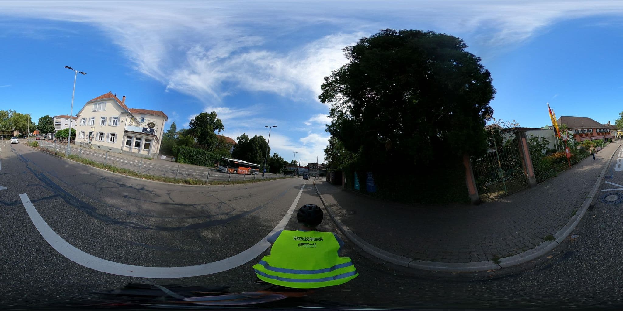 Street view near Hotel-Restaurant Erbprinz, Ettlingen — © RadNETZ (CC BY-SA · Mapillary)