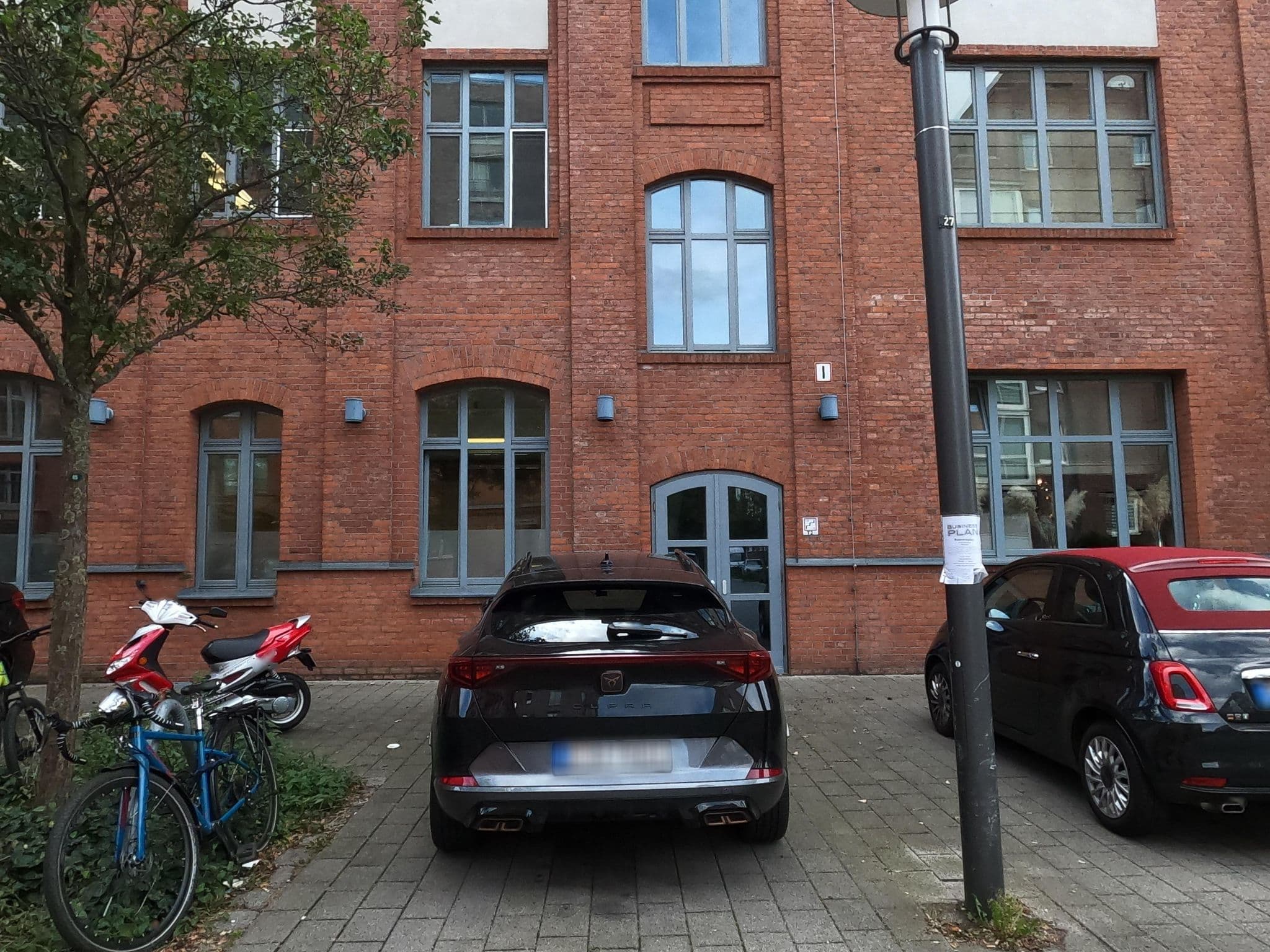 Street view near centrovital Hotel Berlin, Spandau — © macsico (CC BY-SA · Mapillary)