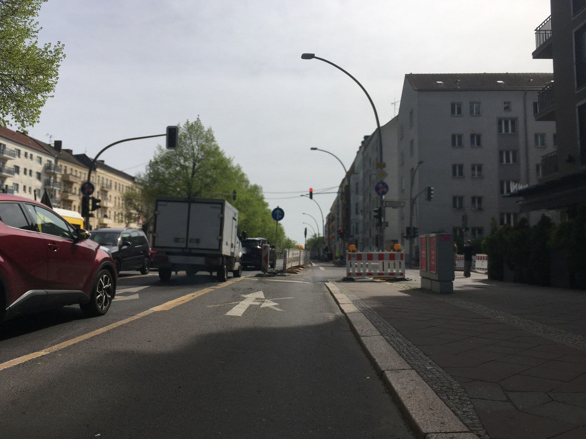 Street view near Hotel NEWBERLIN, Friedrichshain — © carlheinz (CC BY-SA · Mapillary)