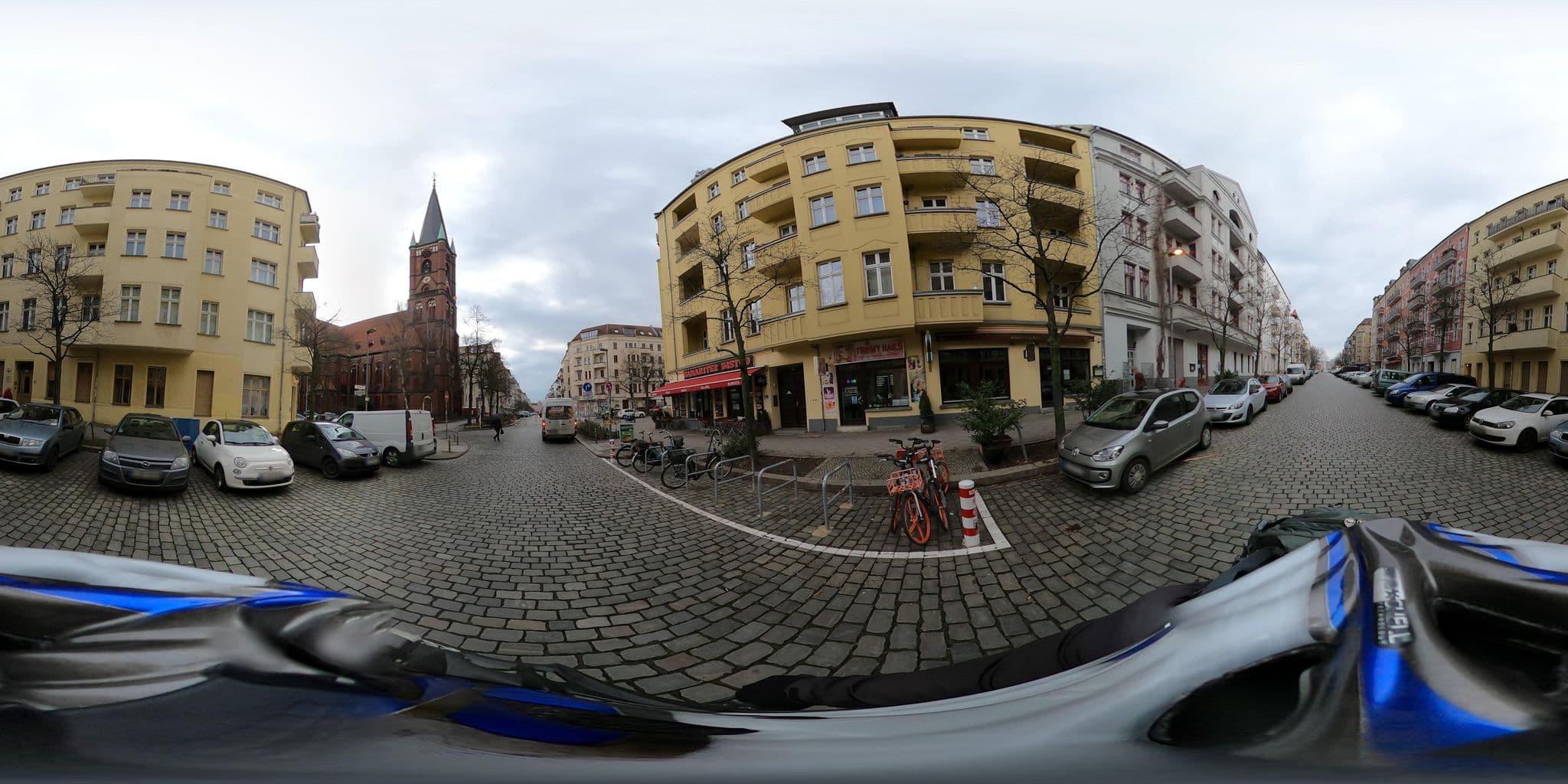 Street view near Hotel-Pension Insor, Friedrichshain — © eserte (CC BY-SA · Mapillary)