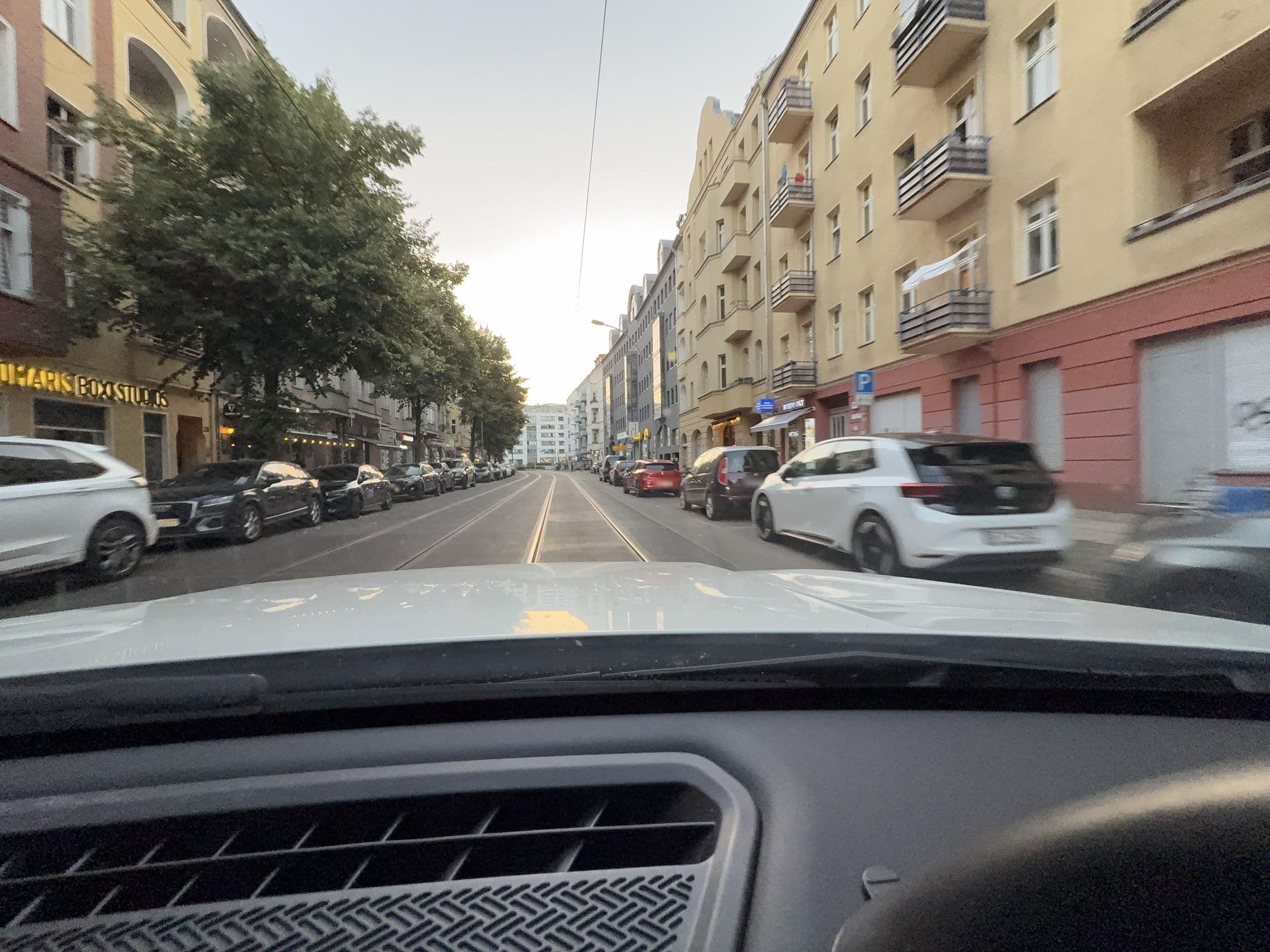 Street view near Homaris Boxi Studios, Friedrichshain — © grada (CC BY-SA · Mapillary)